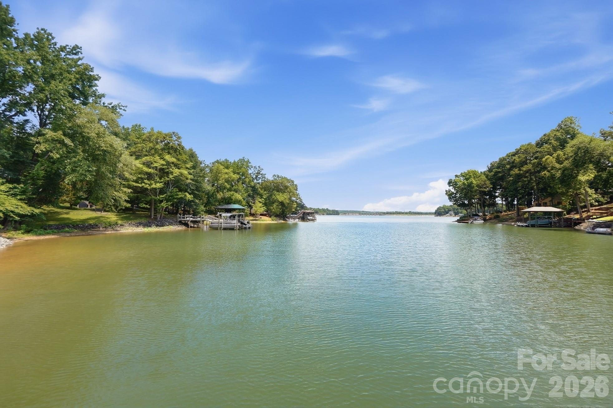 Tega Cay - Residential
