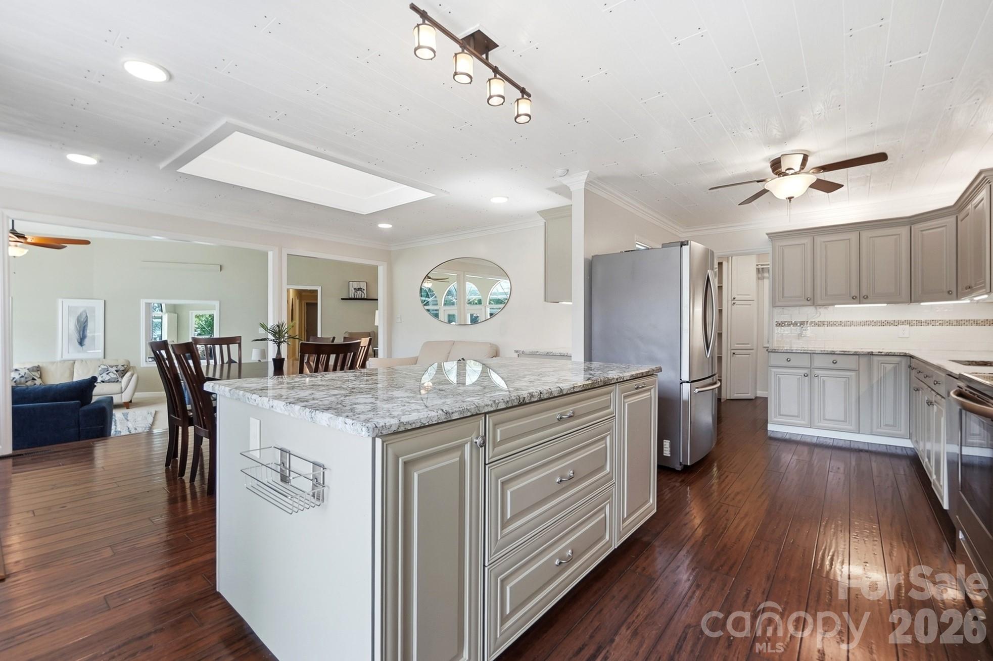 Tega Cay - Residential