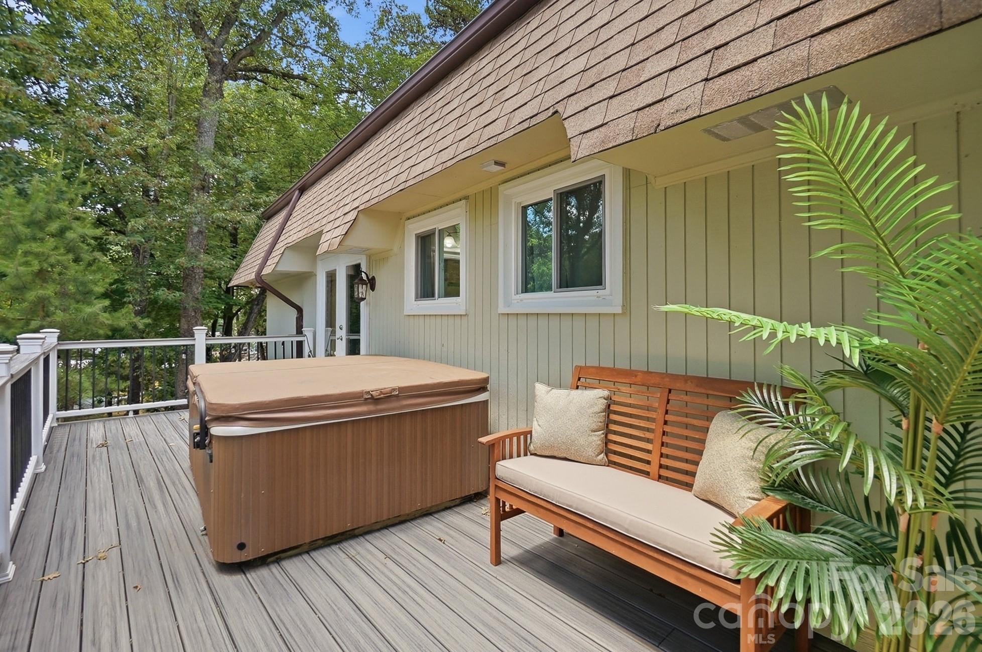 Tega Cay - Residential