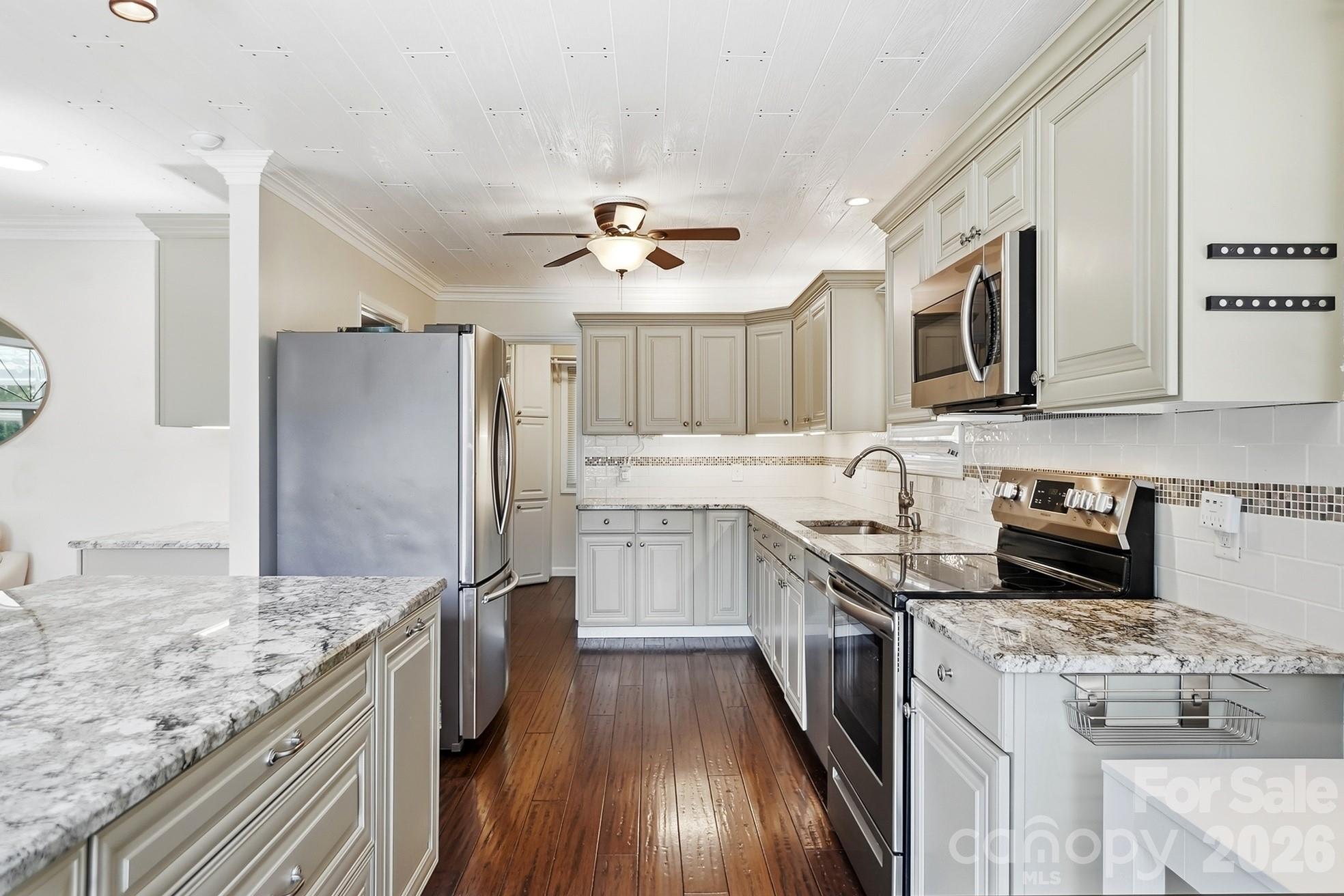 Tega Cay - Residential