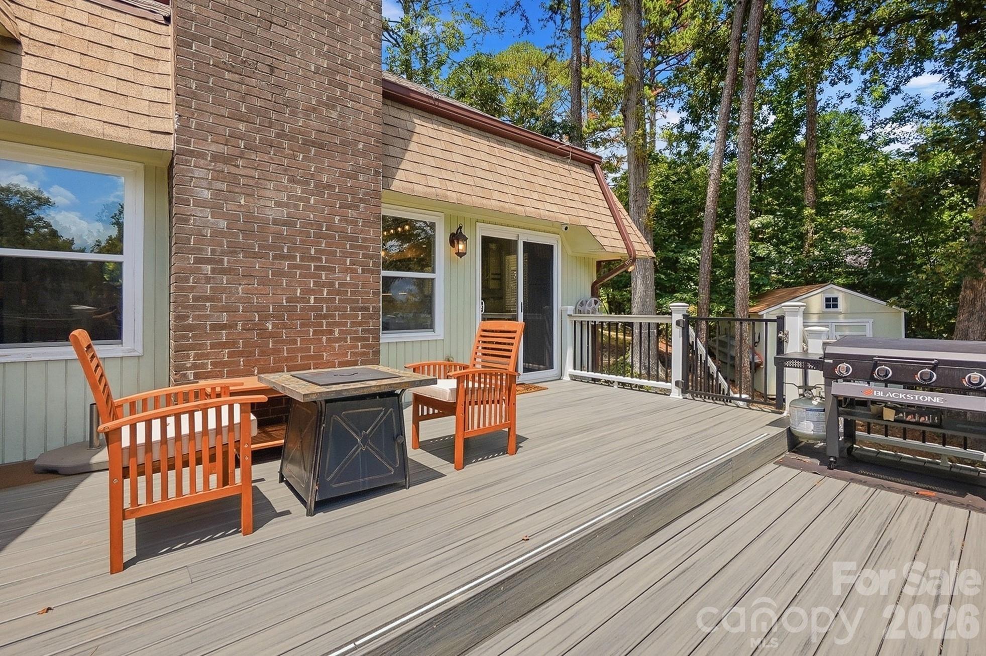 Tega Cay - Residential