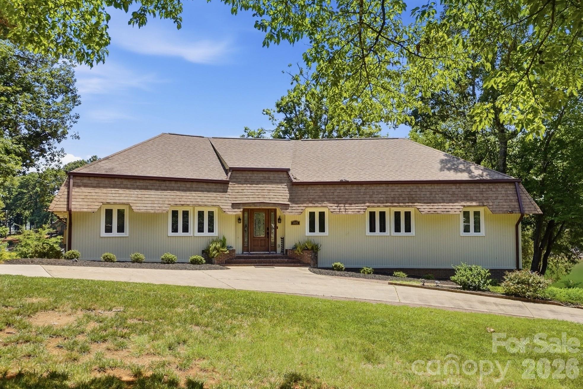 Tega Cay - Residential