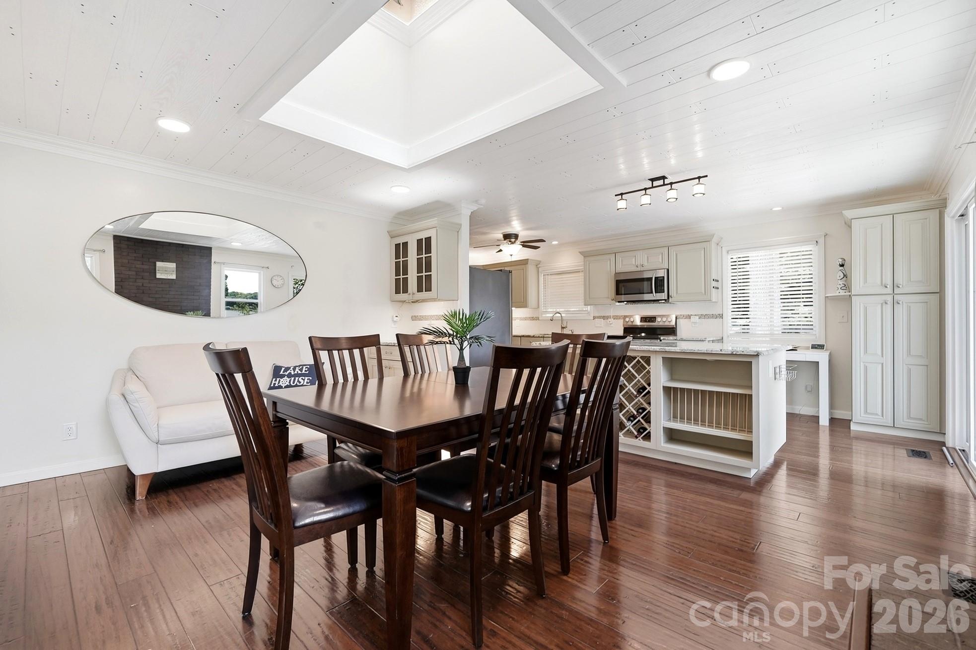 Tega Cay - Residential