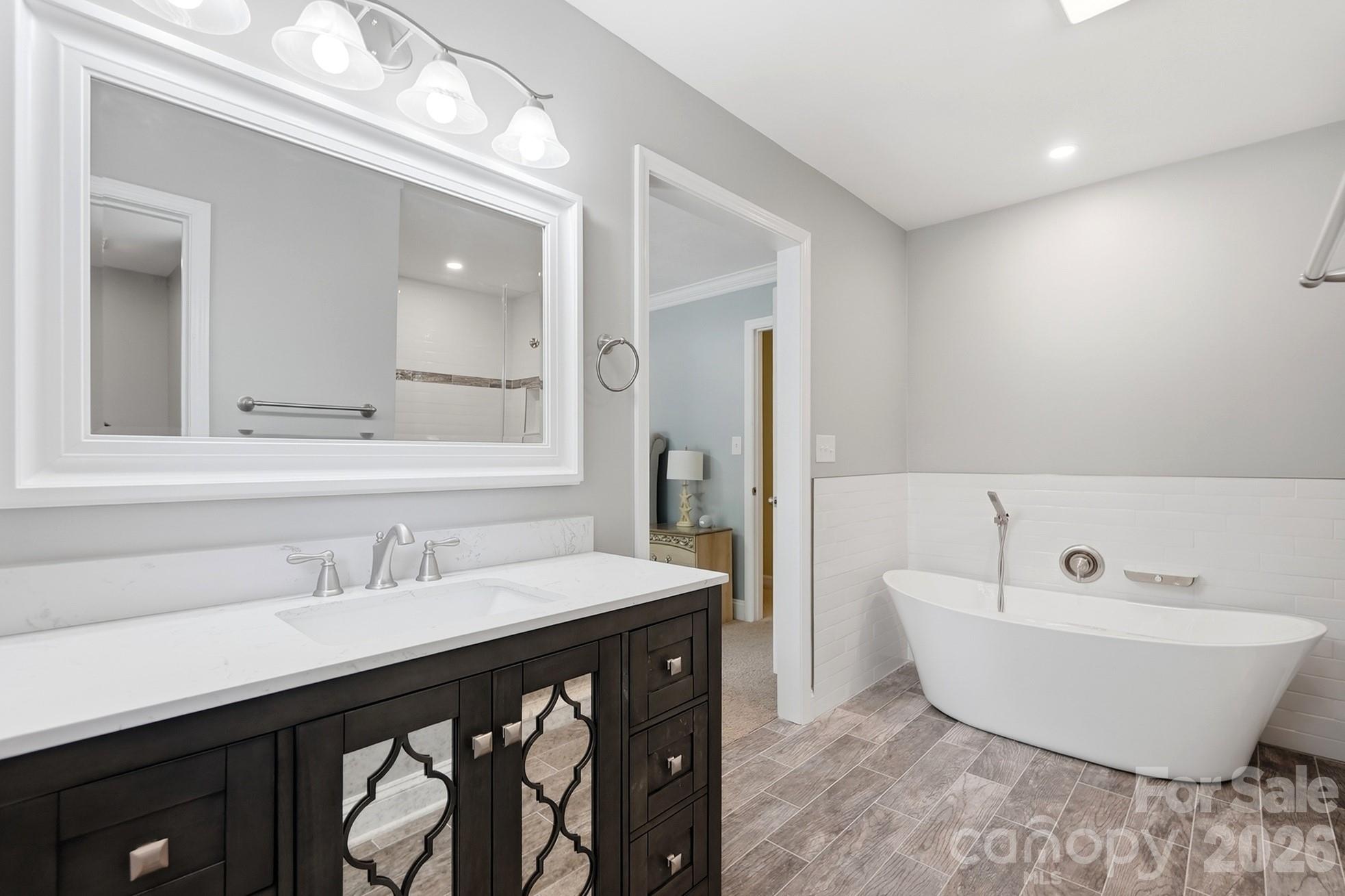 Tega Cay - Residential