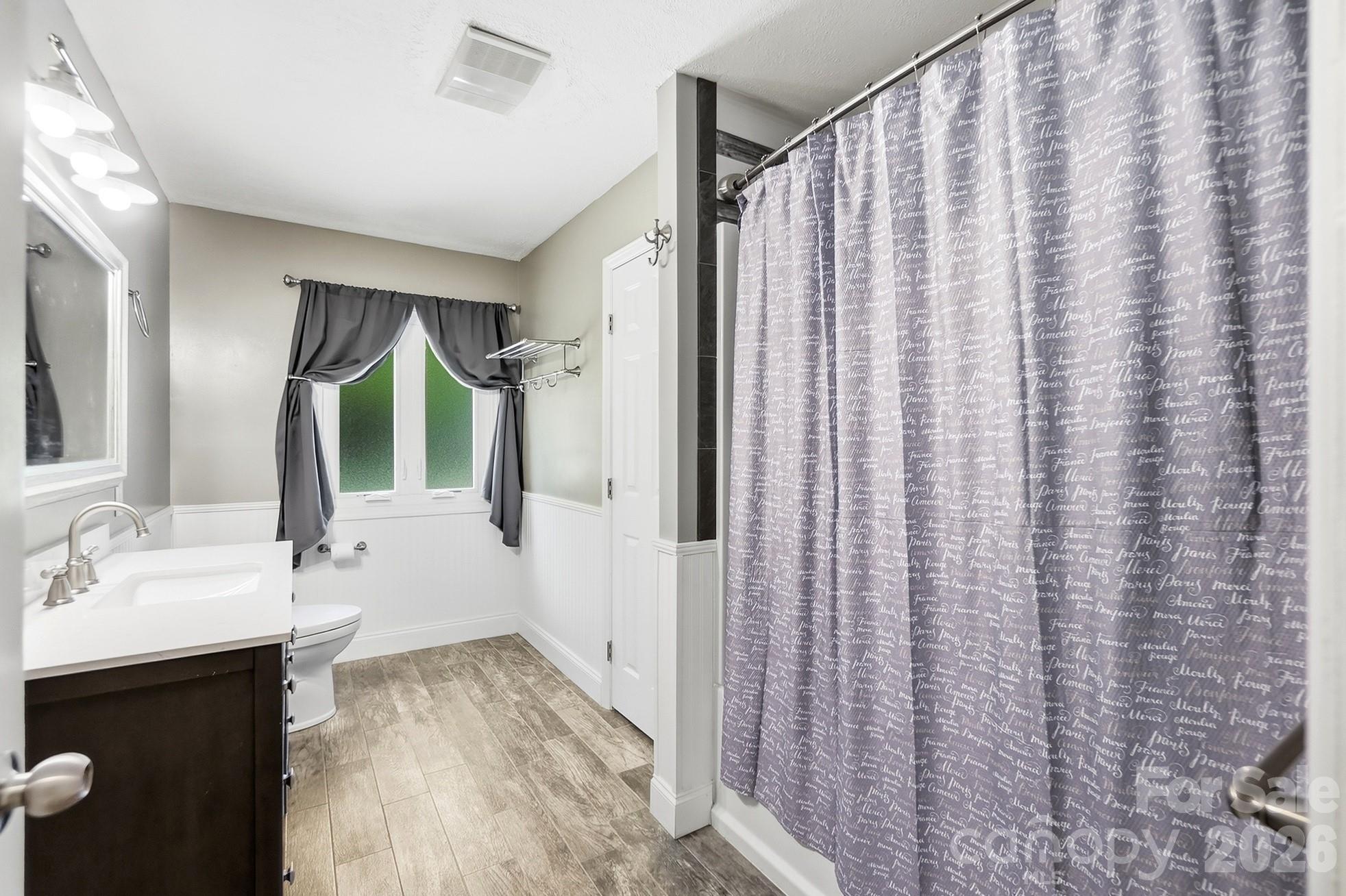 Tega Cay - Residential