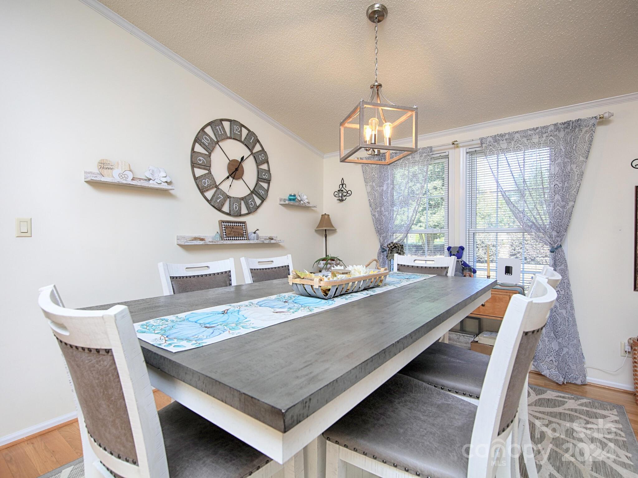 Pinnacle View - Residential