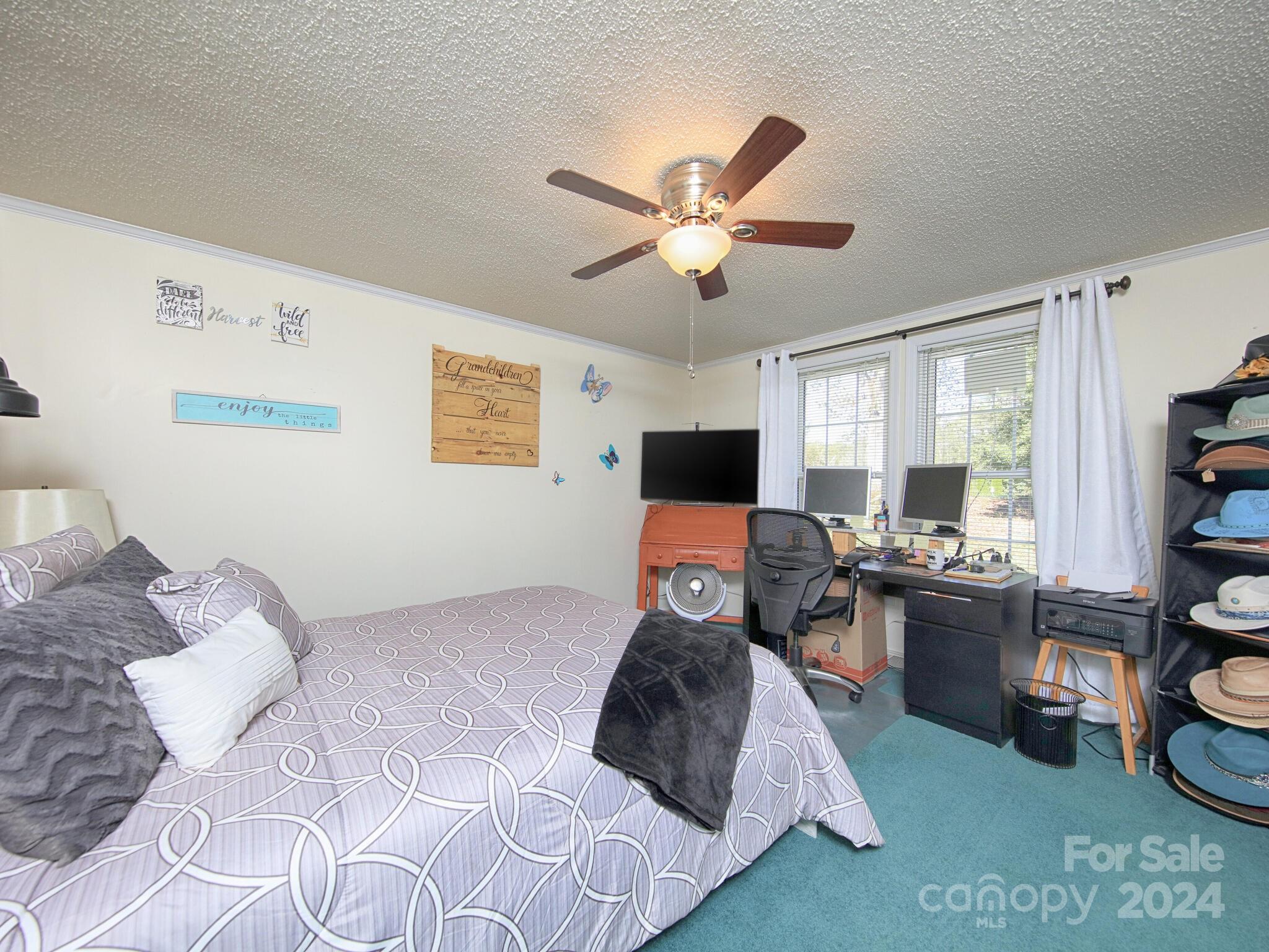 Pinnacle View - Residential