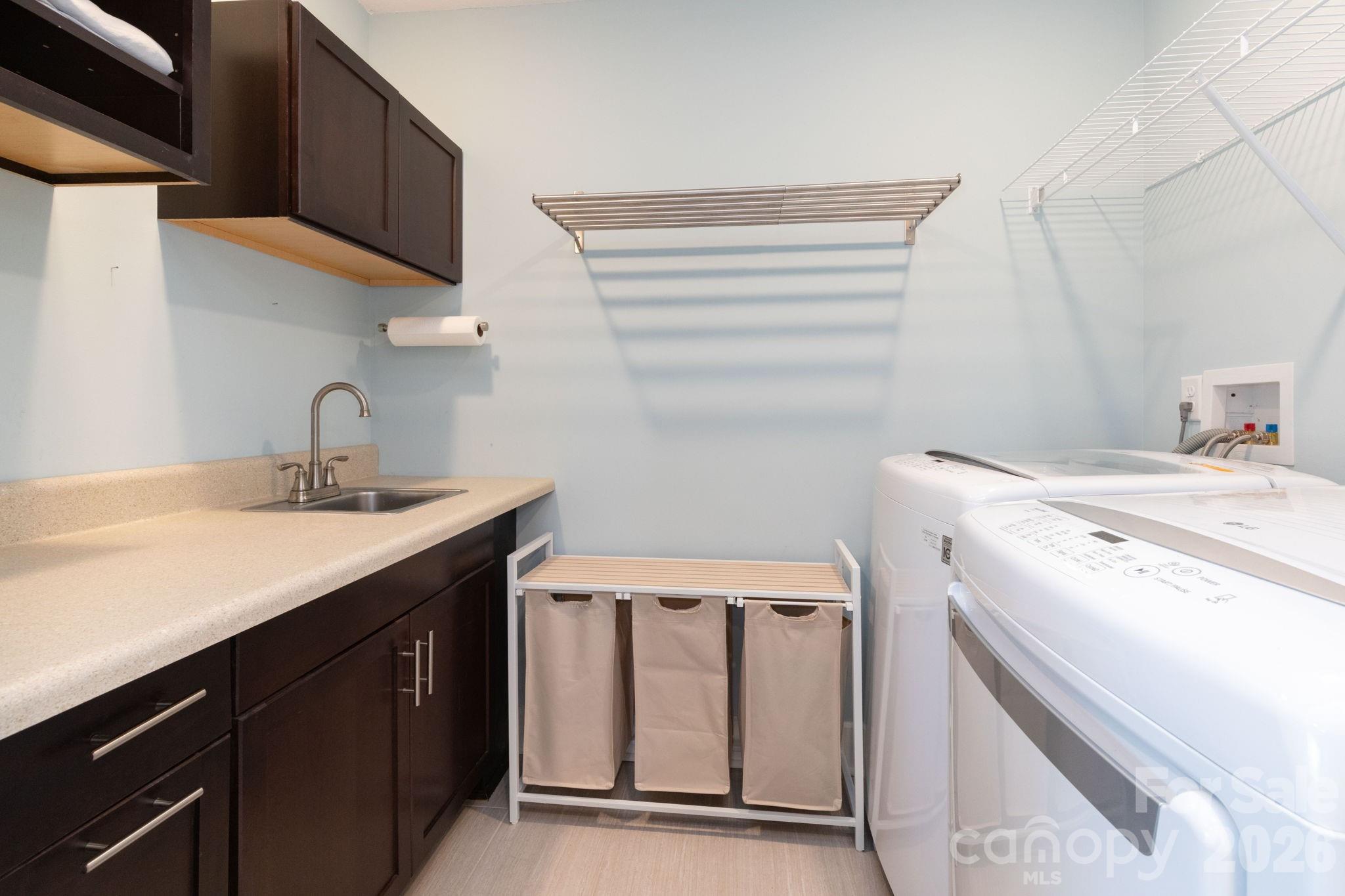 Spy Glass Pointe - Residential