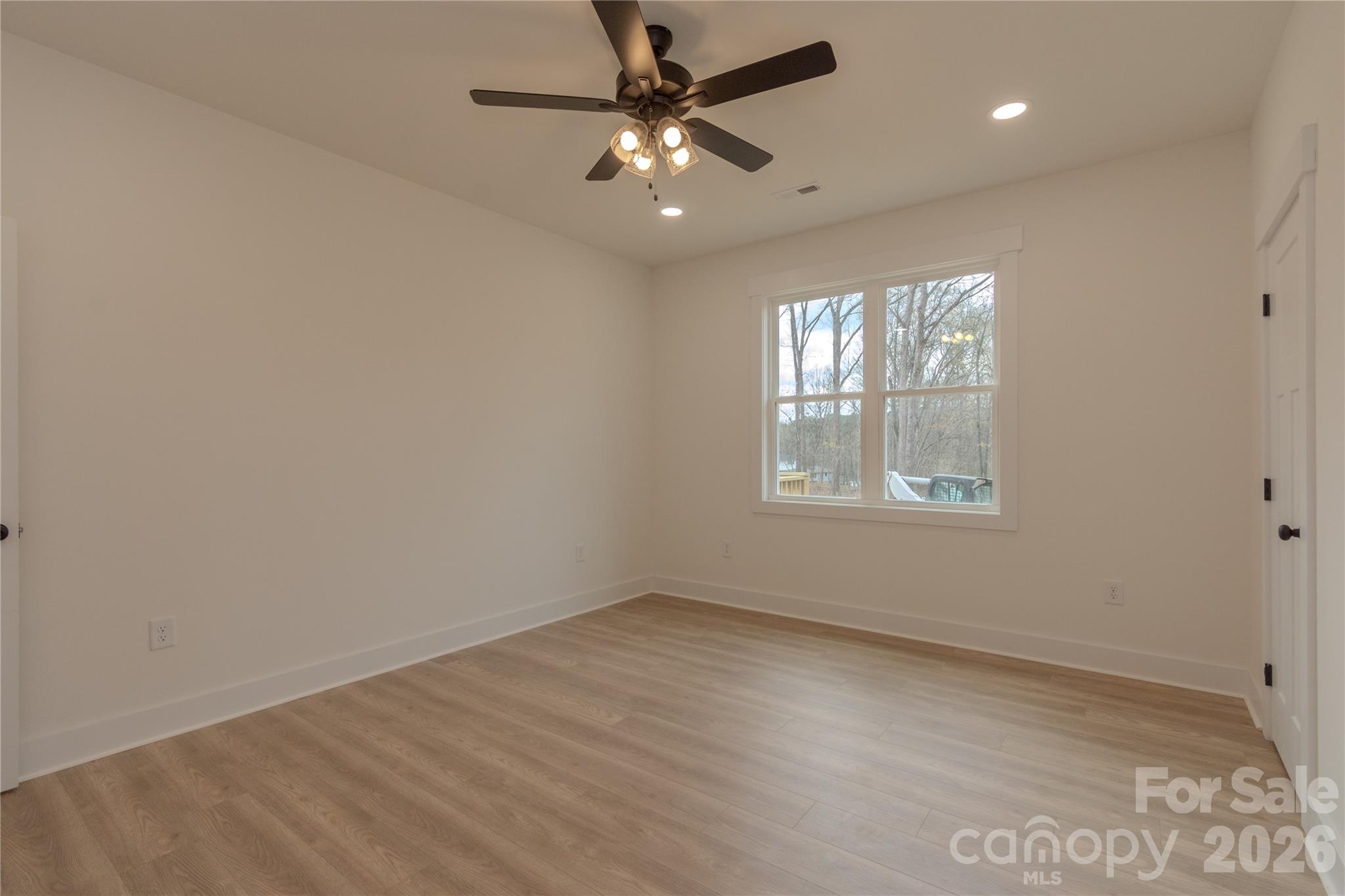 Country Club Estates - Residential