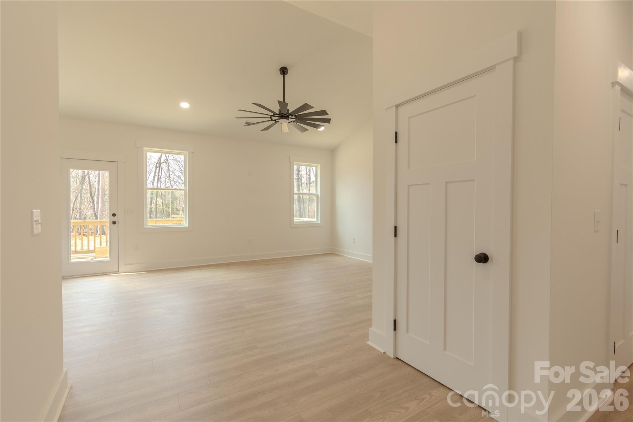 Country Club Estates - Residential