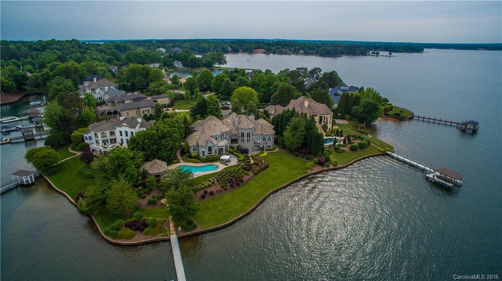 The Peninsula - Residential