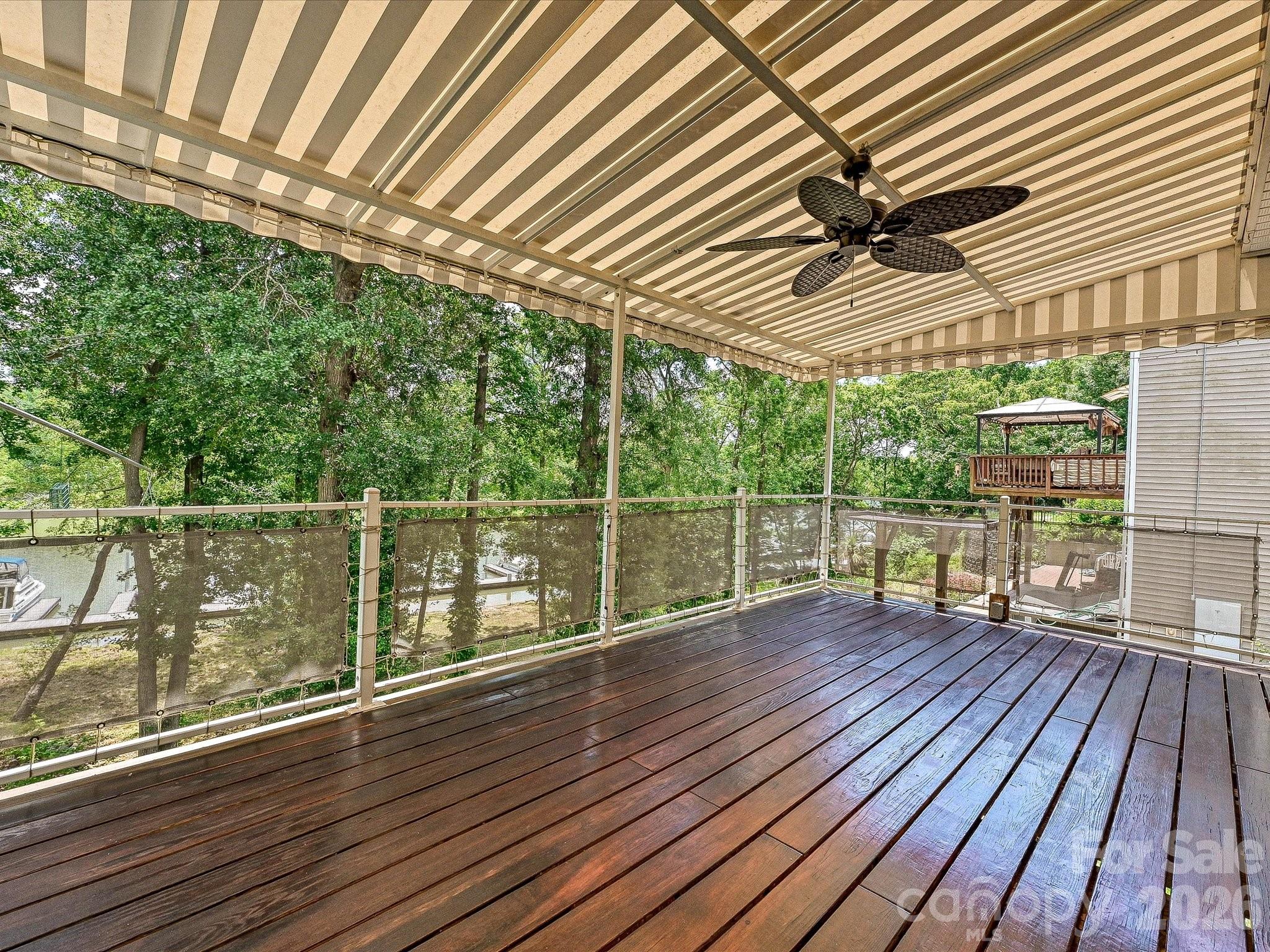 Riverfront - Residential