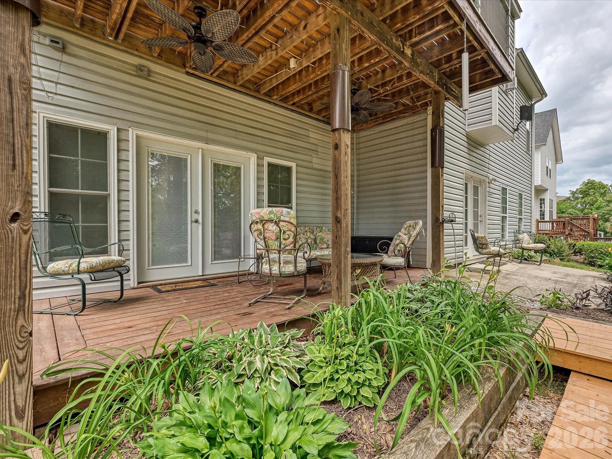 Riverfront - Residential