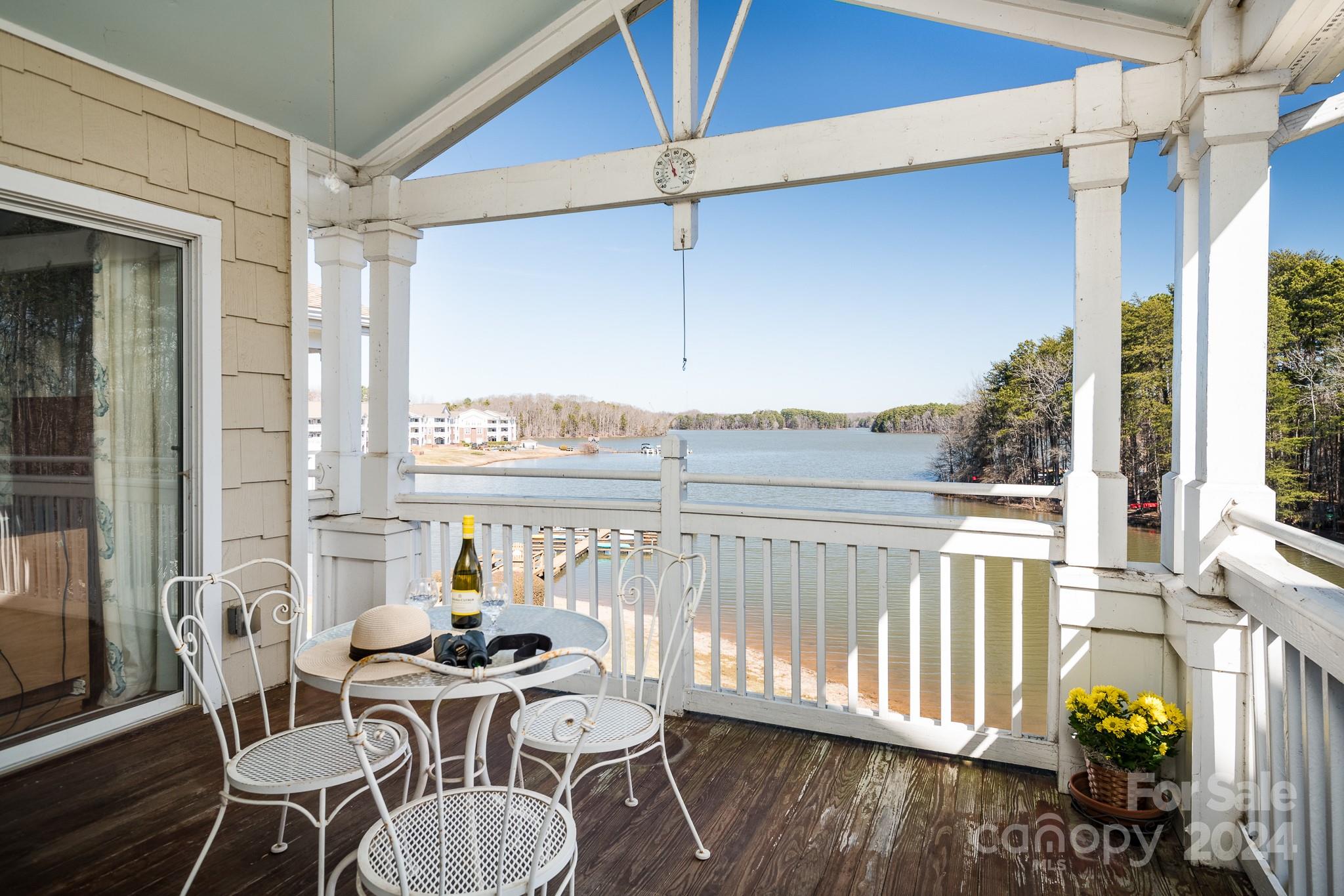 Spinnaker Point - Residential