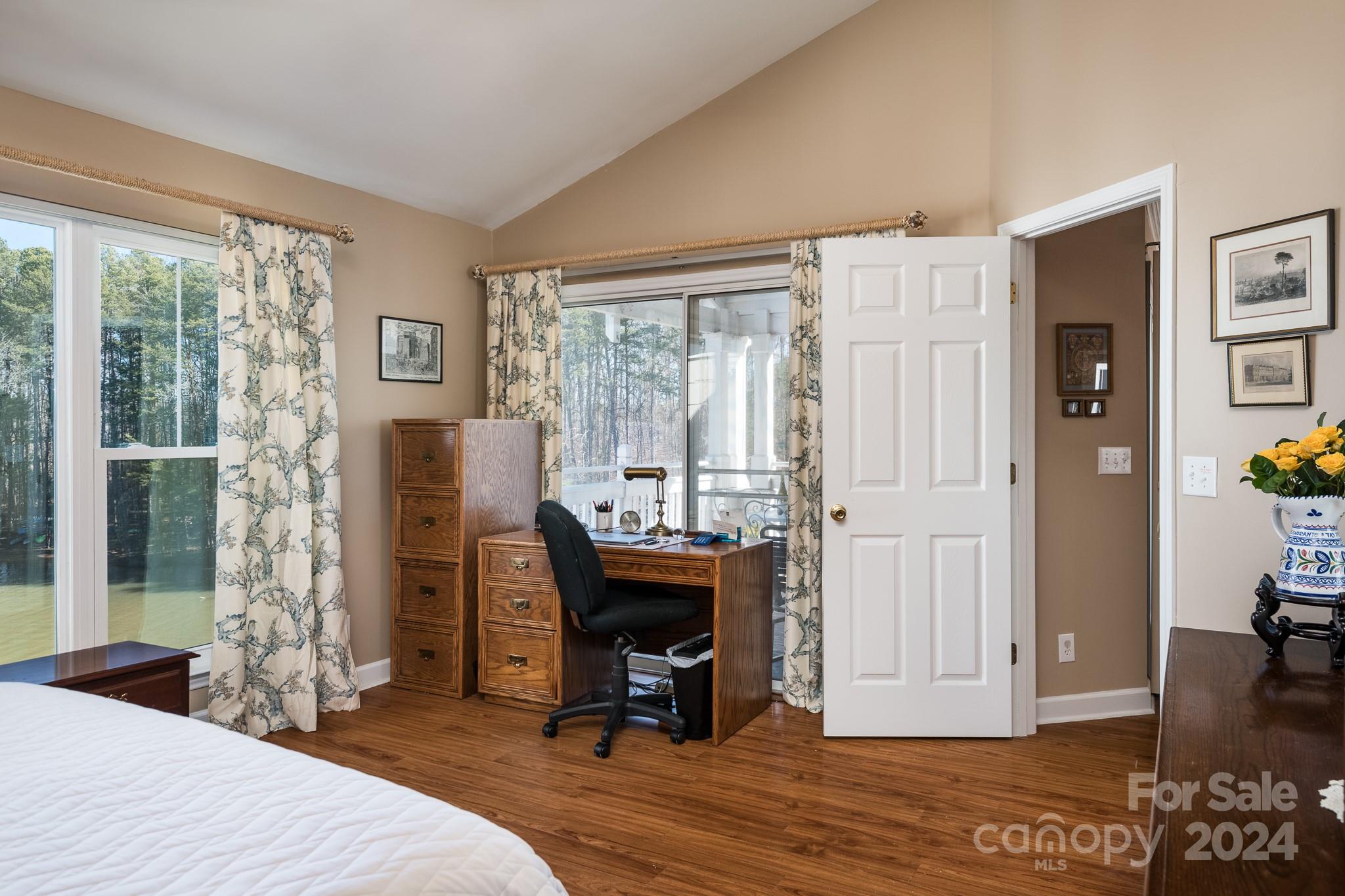 Spinnaker Point - Residential
