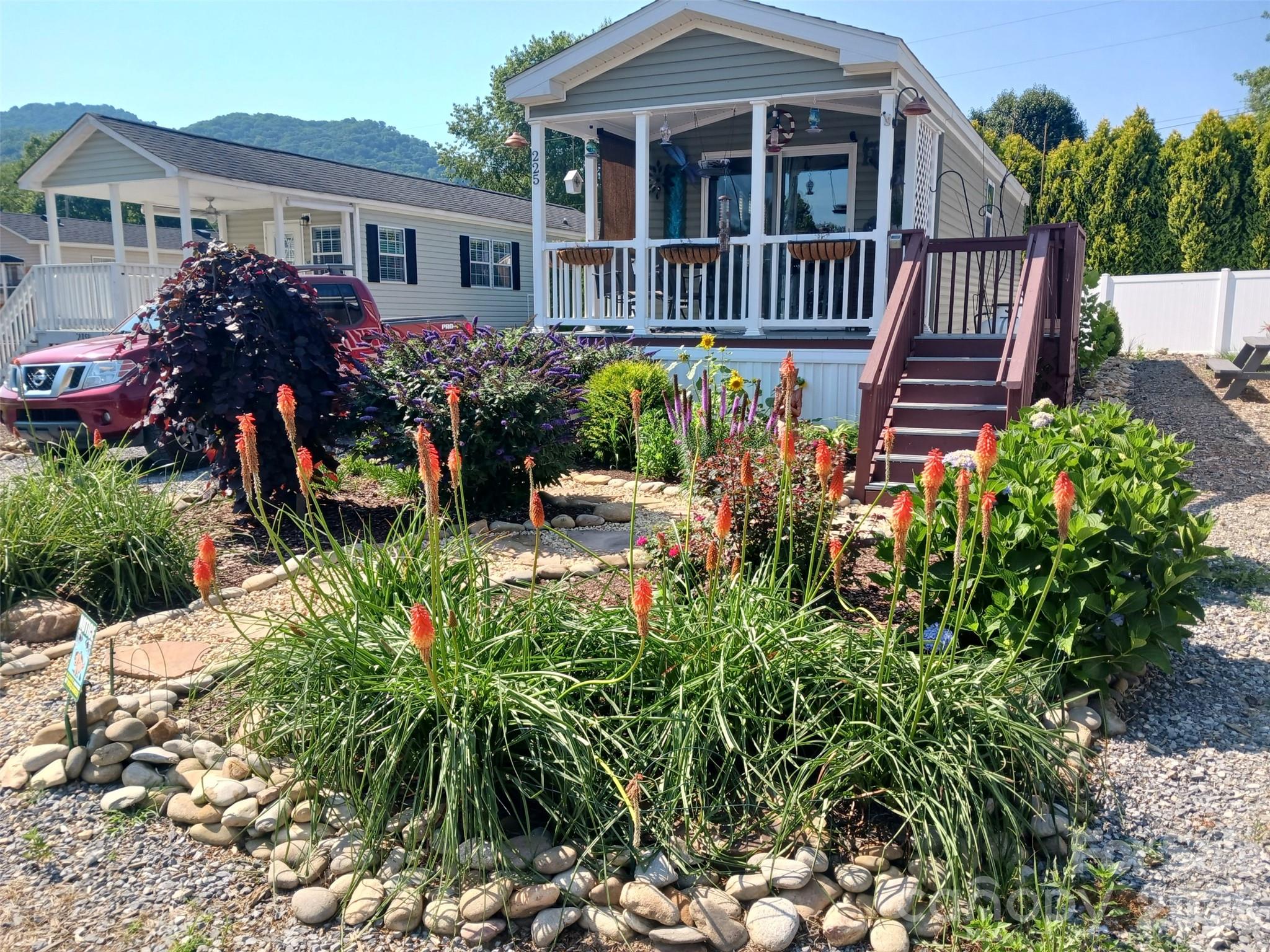 Dogwood Lakes - Residential