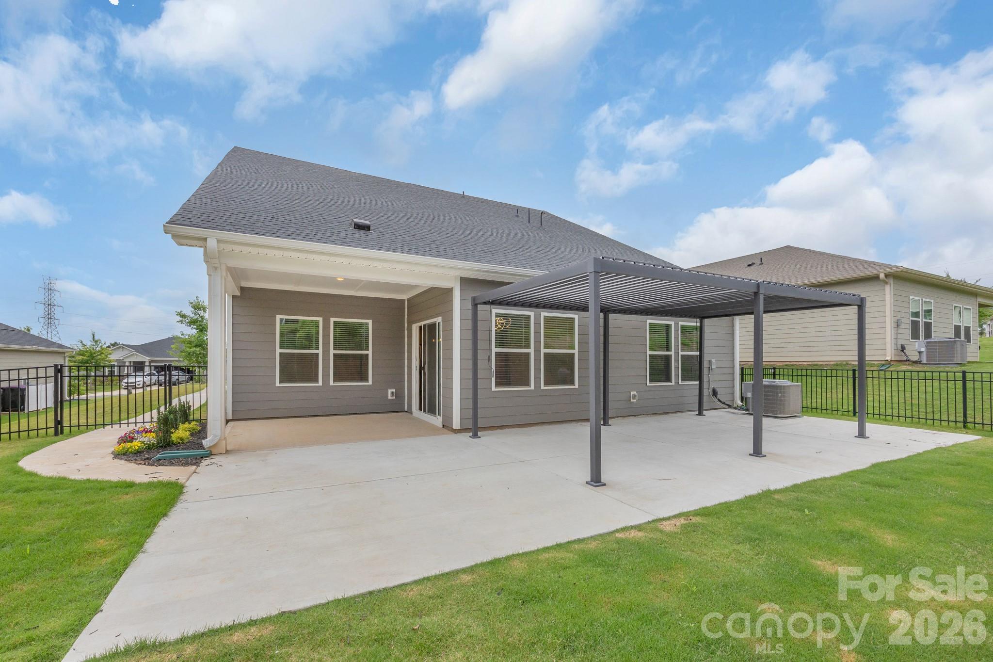 Solena at The Vineyards - Residential
