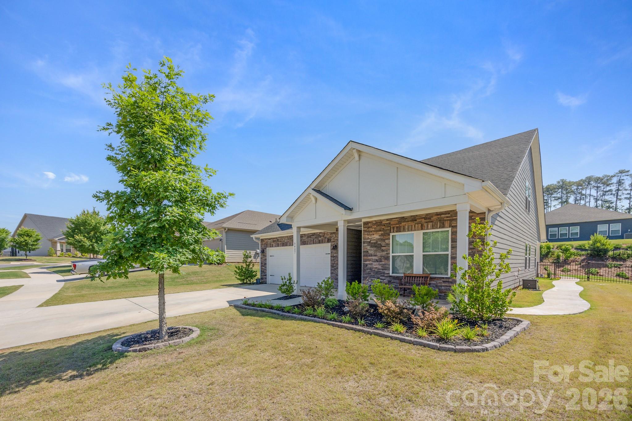 Solena at The Vineyards - Residential