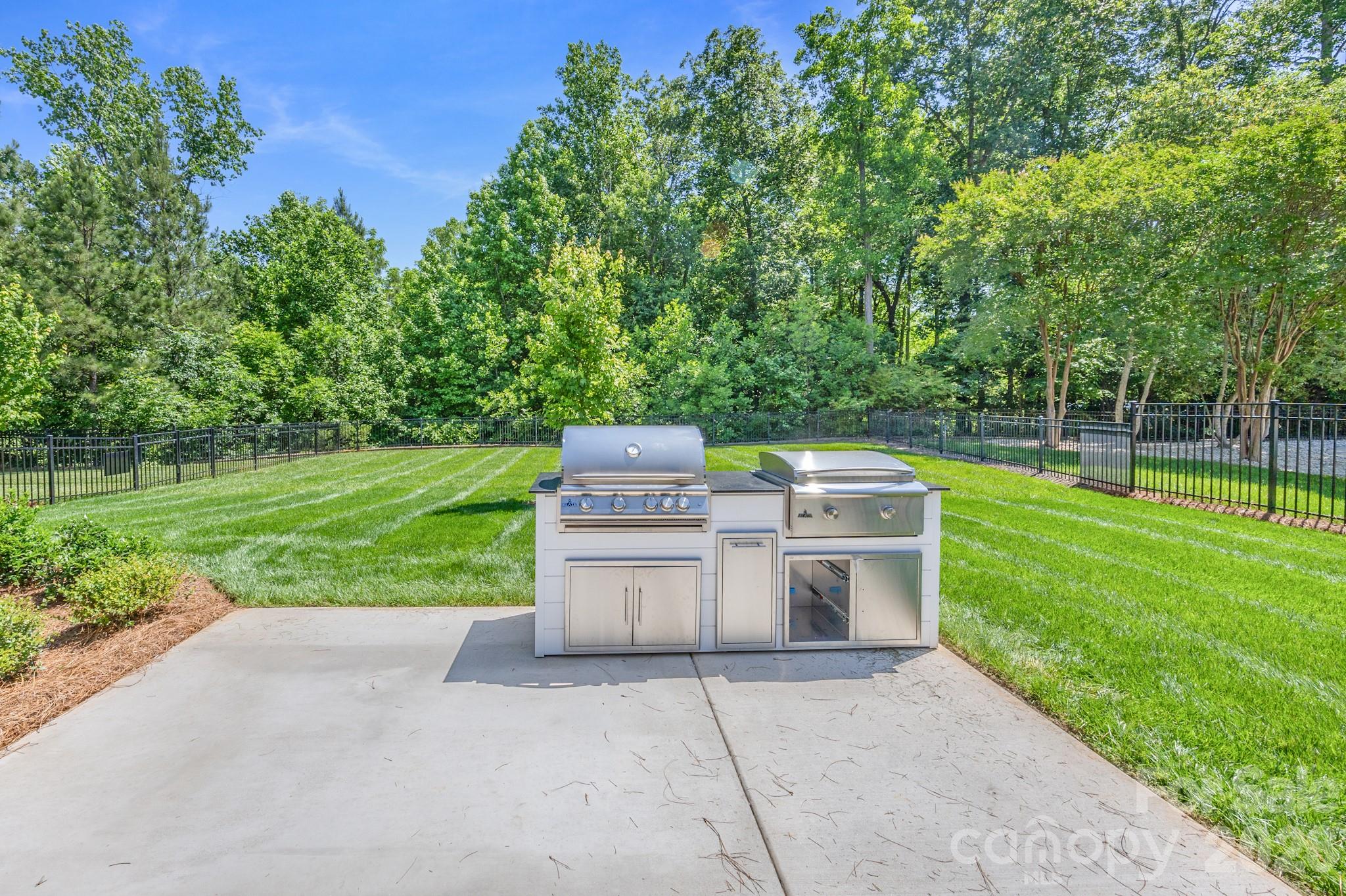 Solena at The Vineyards - Residential