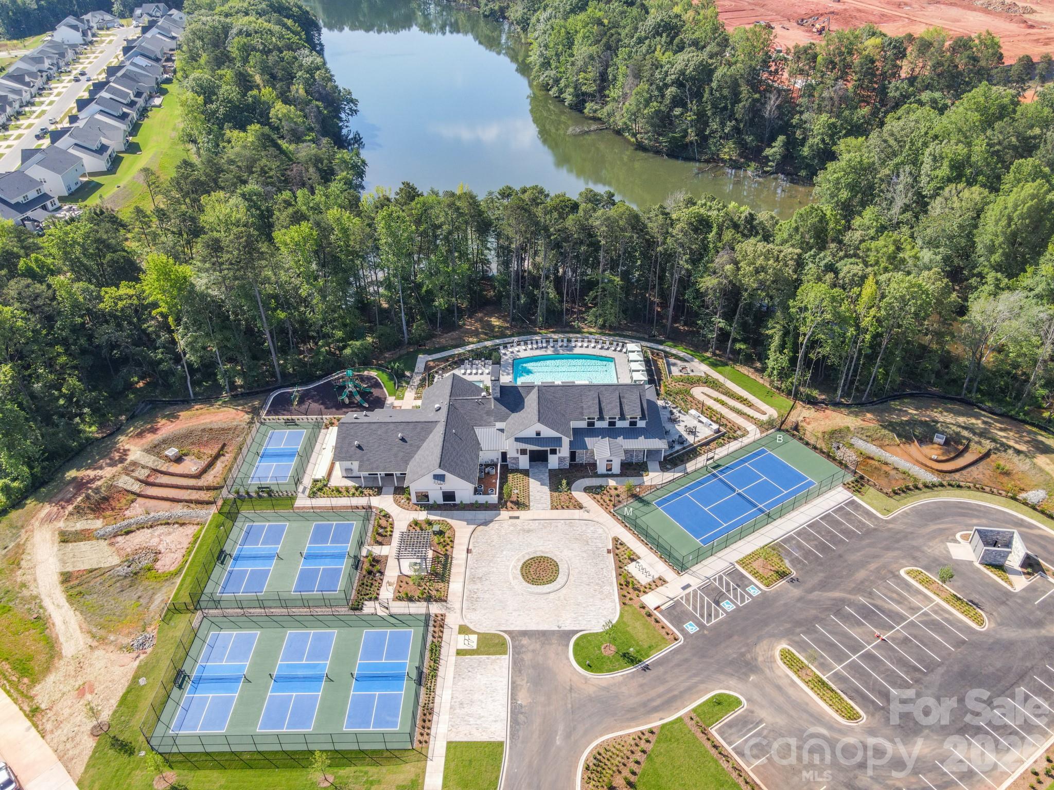 Griffith Lakes - Residential