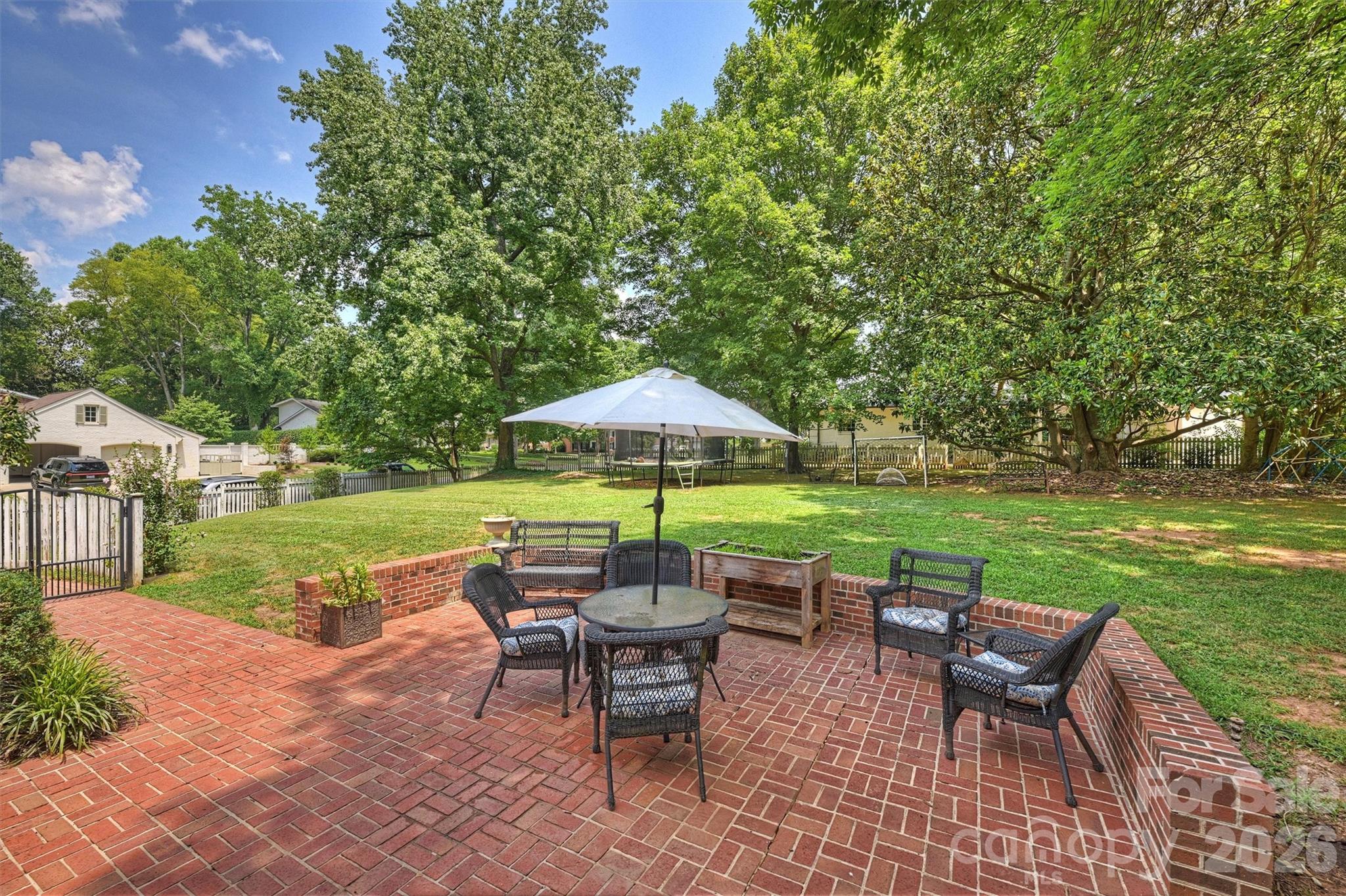 Barclay Downs - Residential