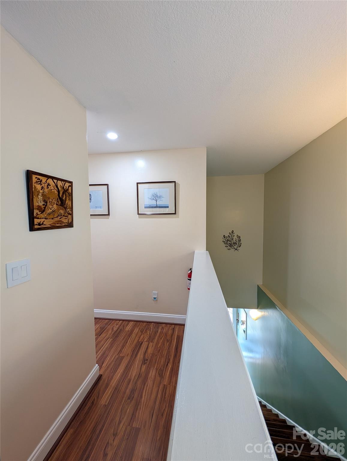 Fox Glen Condominium - Residential