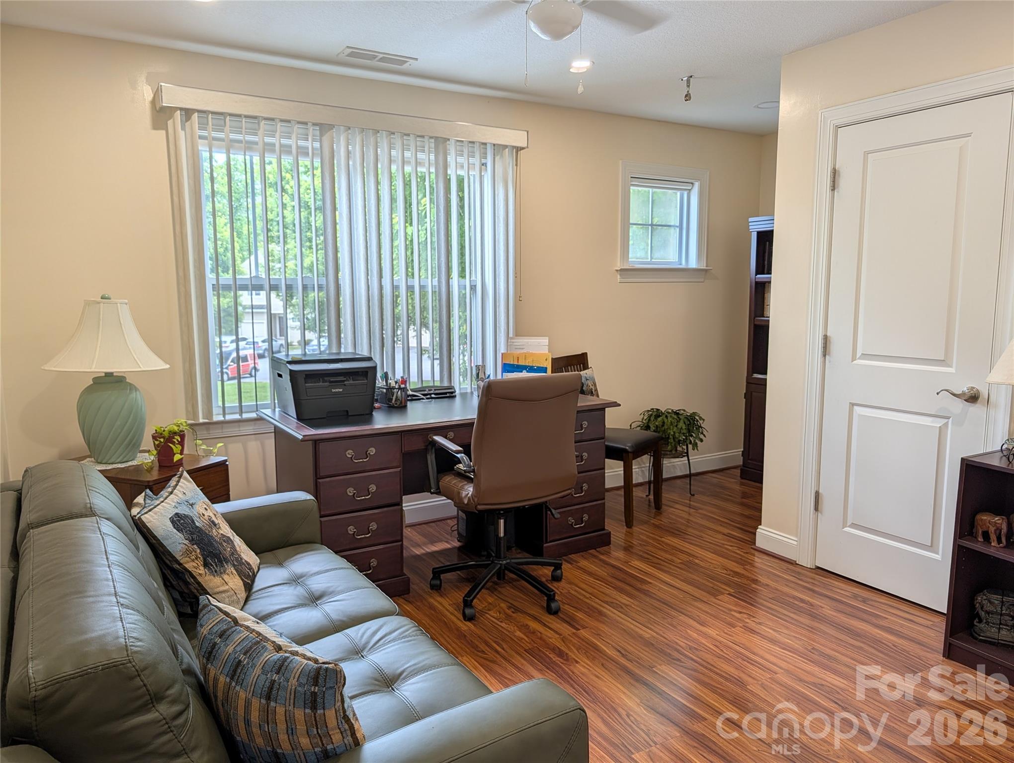 Fox Glen Condominium - Residential