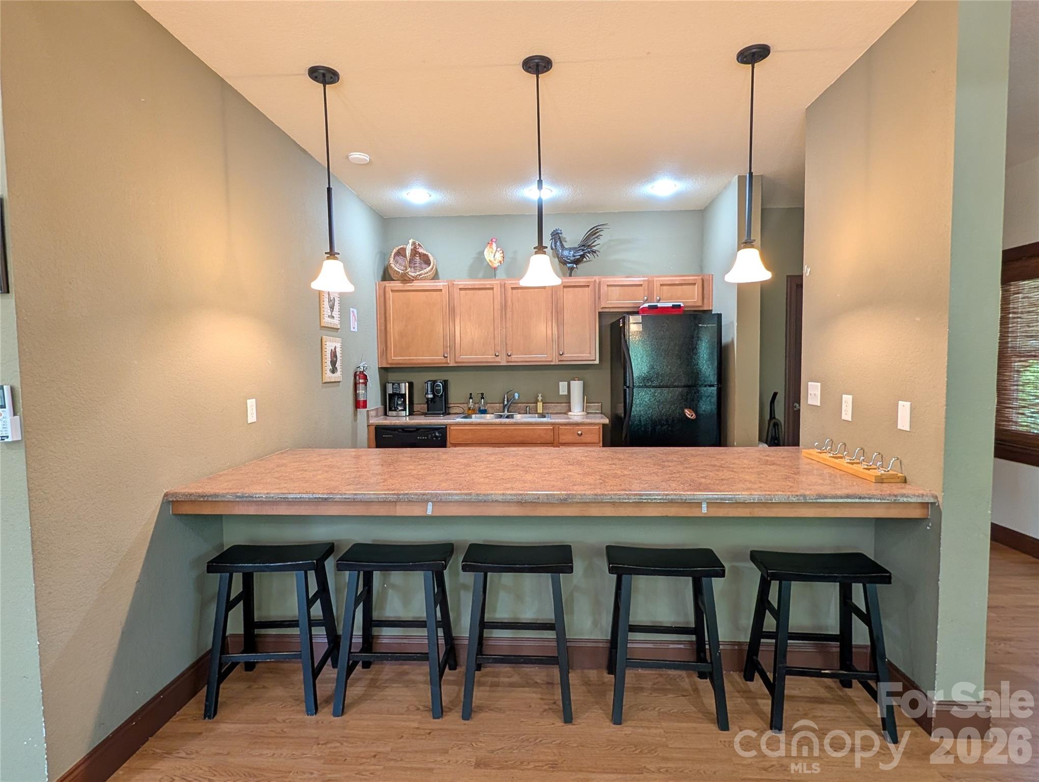 Fox Glen Condominium - Residential