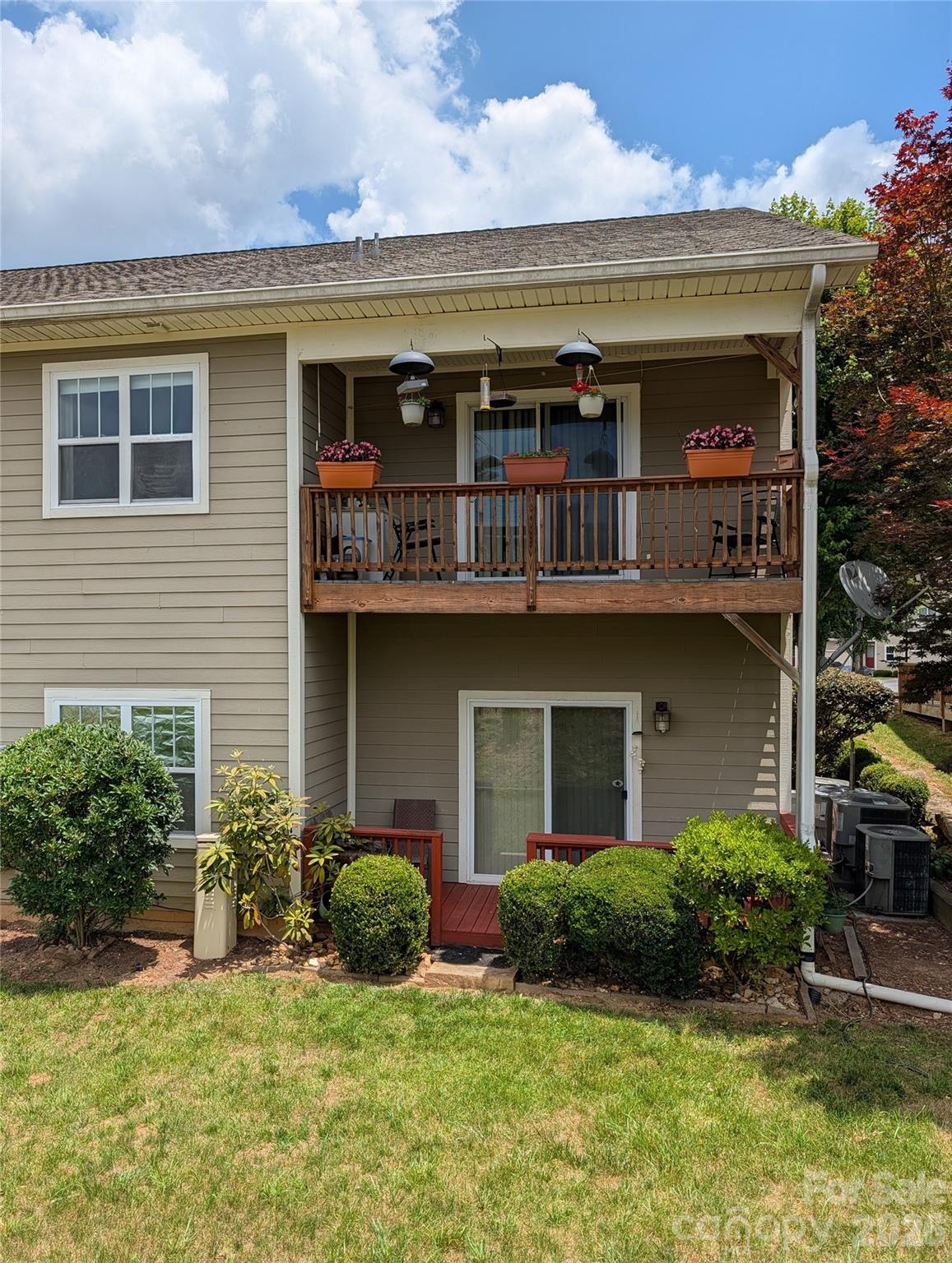Fox Glen Condominium - Residential