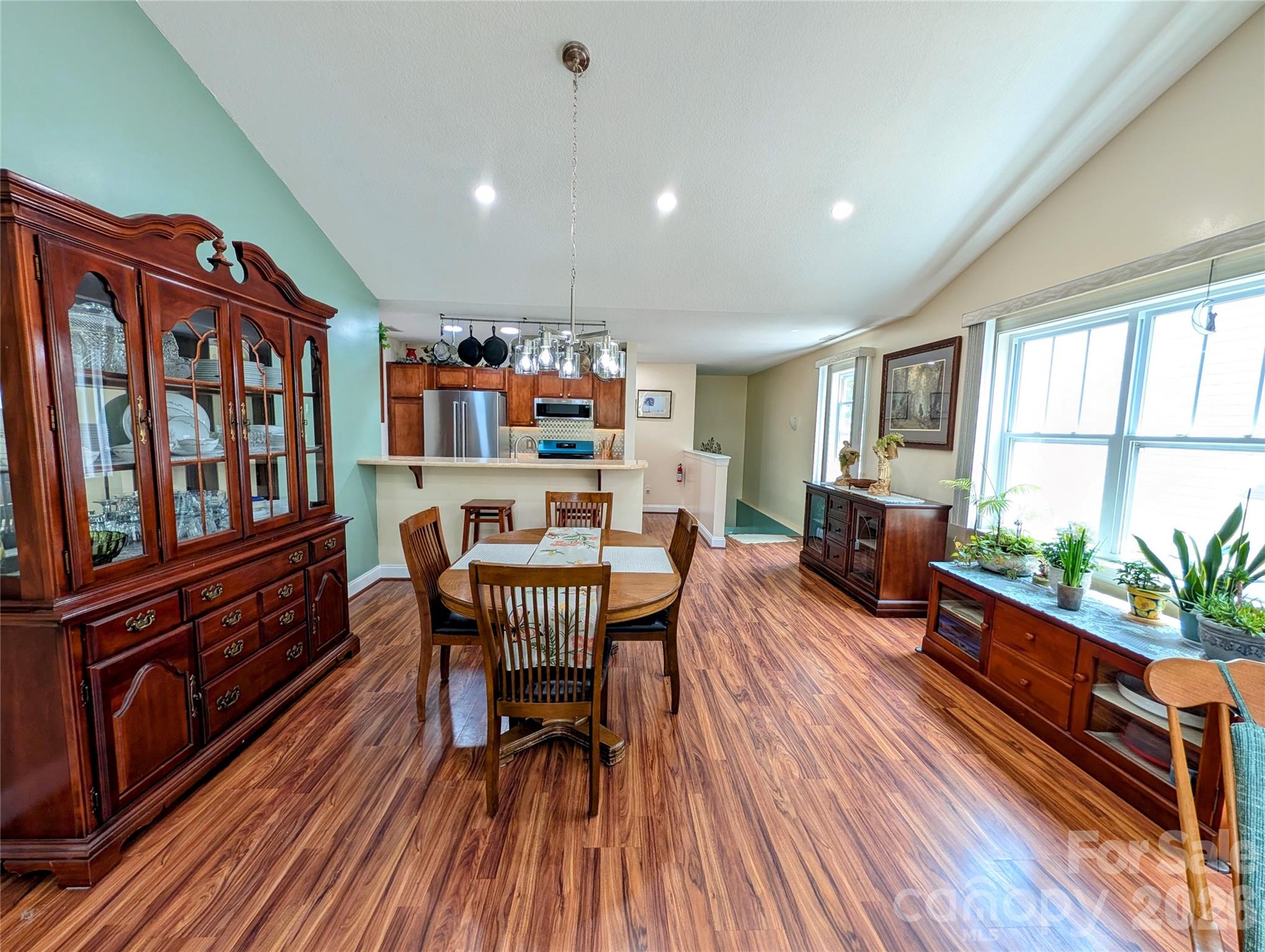 Fox Glen Condominium - Residential