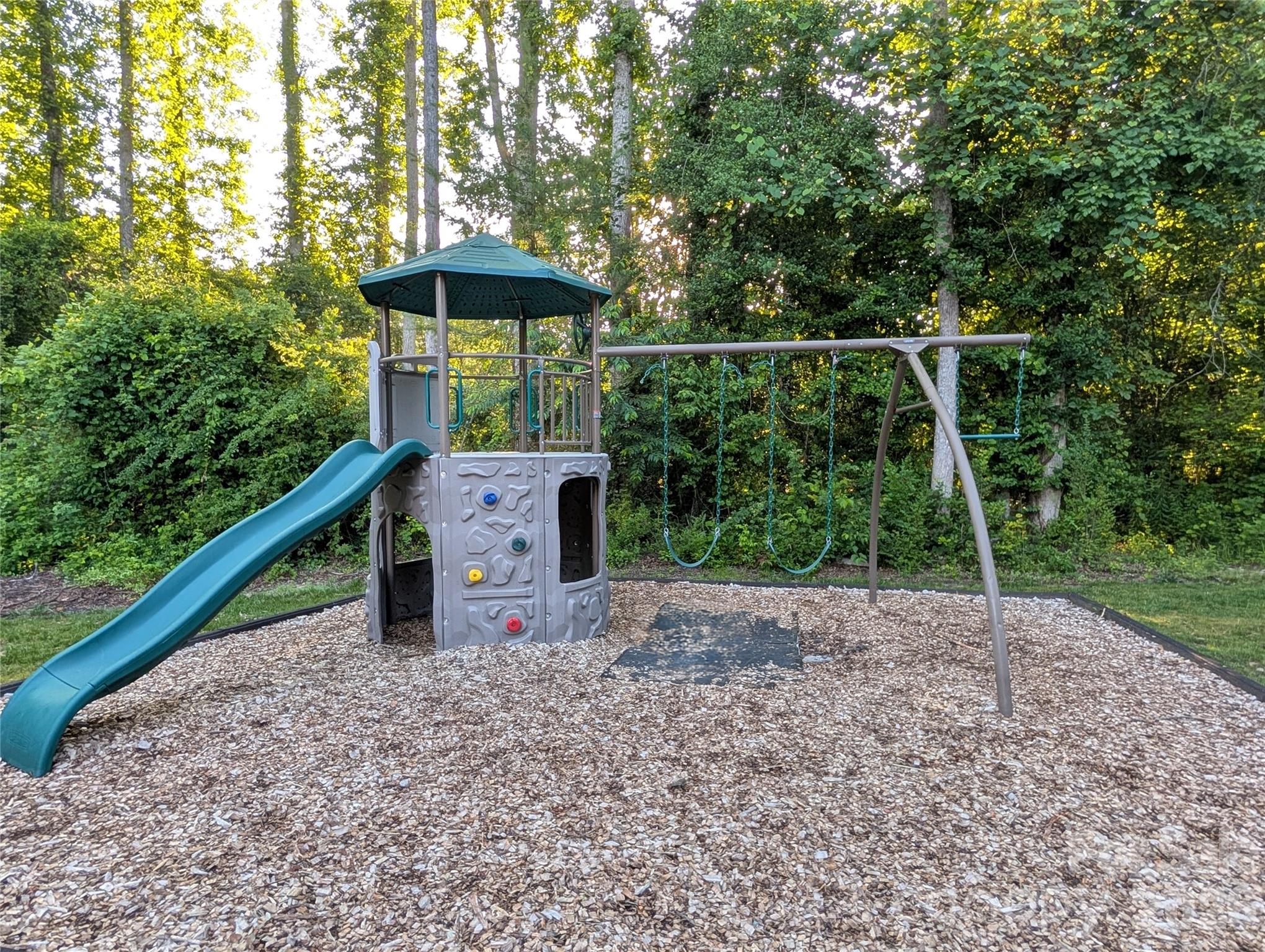 Fox Glen Condominium - Residential