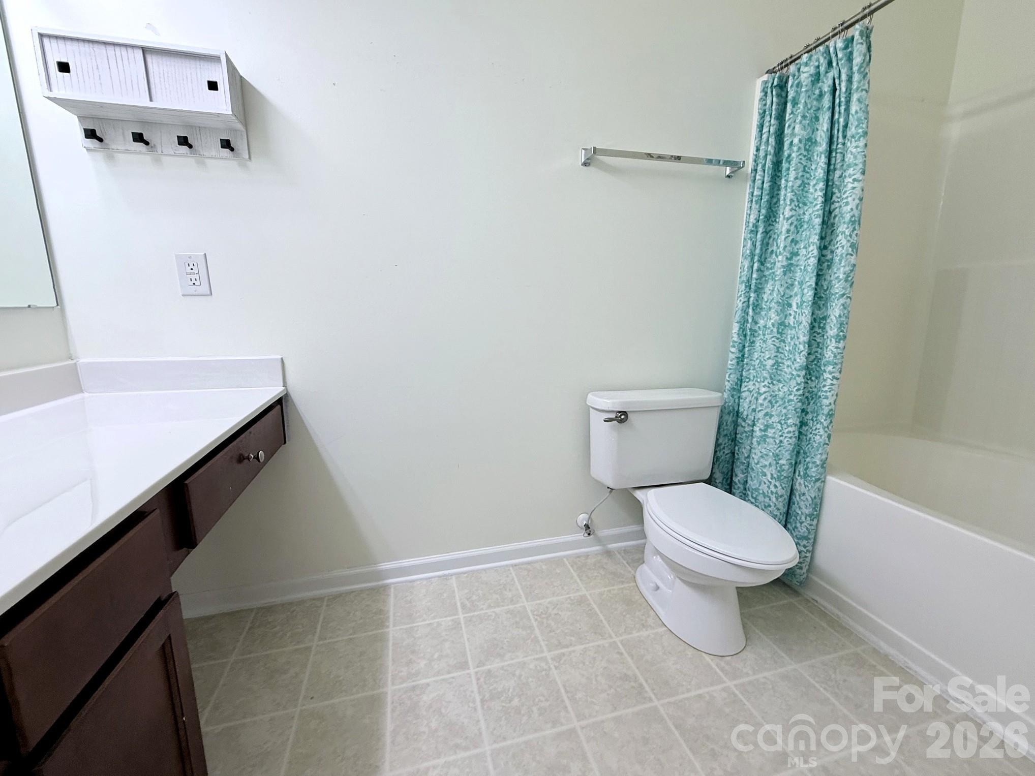 Sullivans Trace - Residential