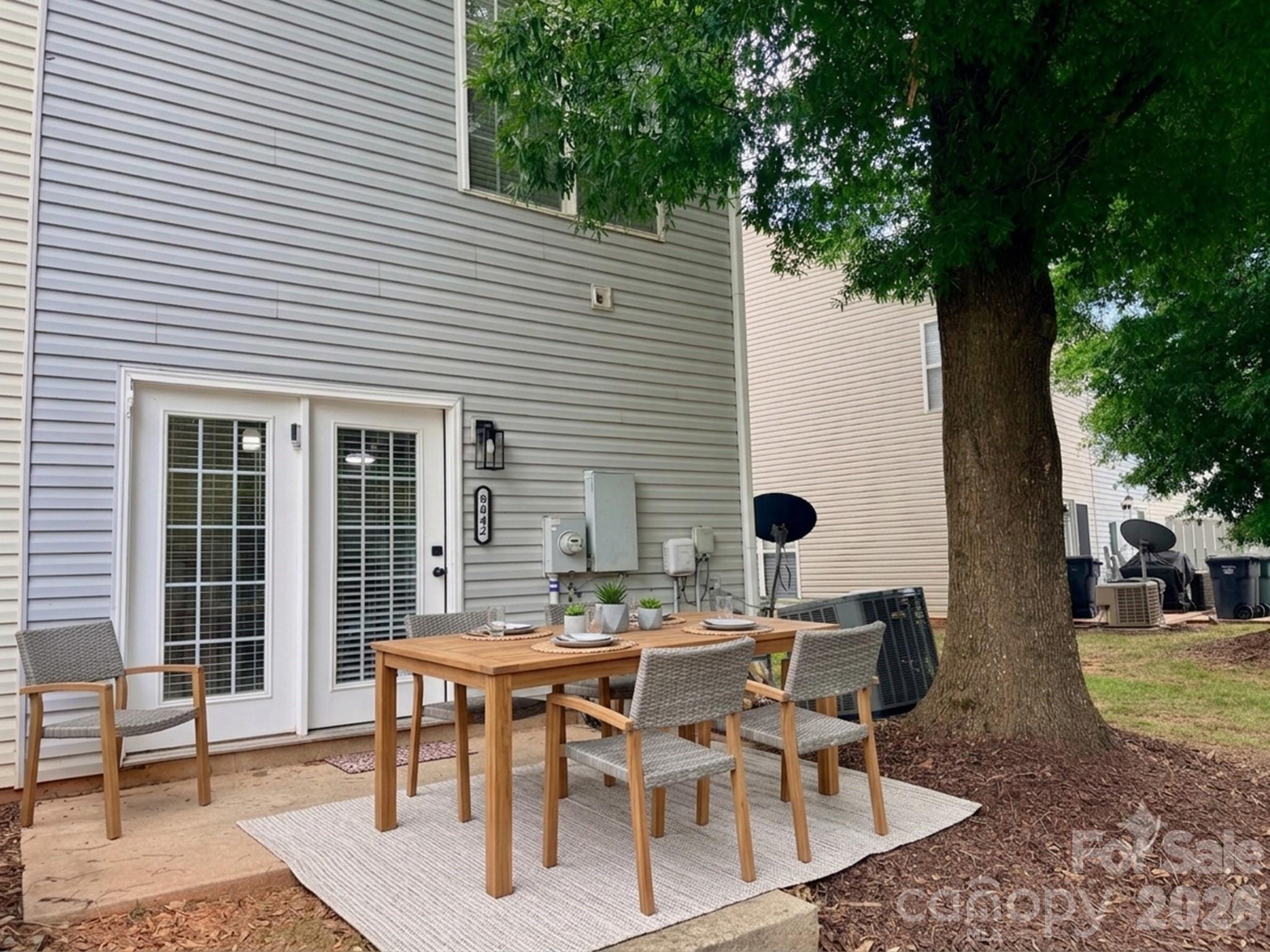 Sullivans Trace - Residential
