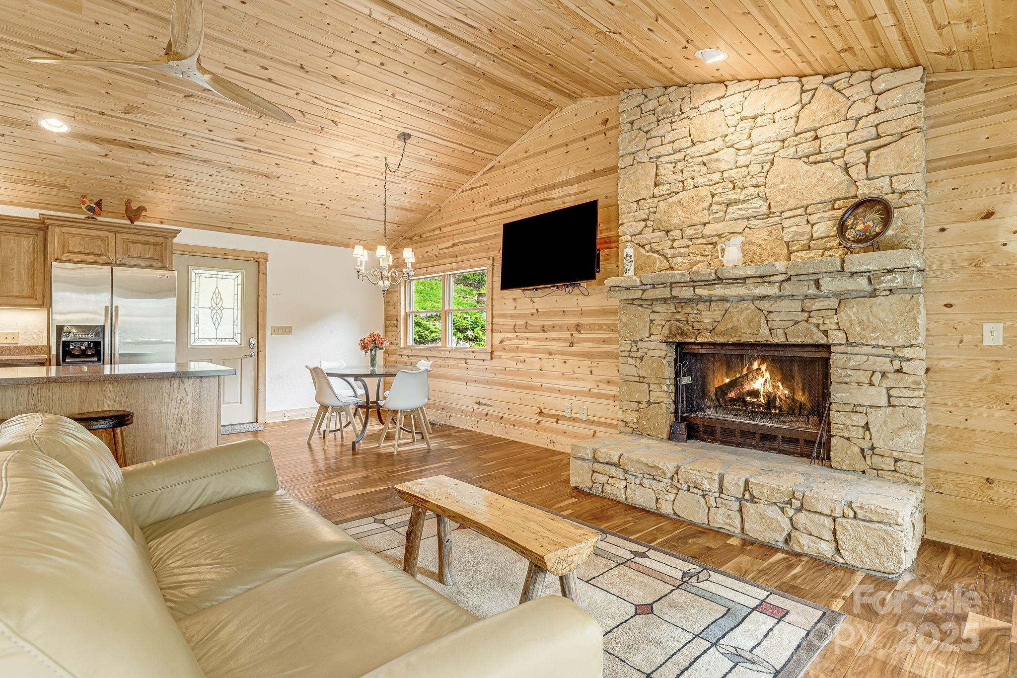 Wolf Laurel - Residential