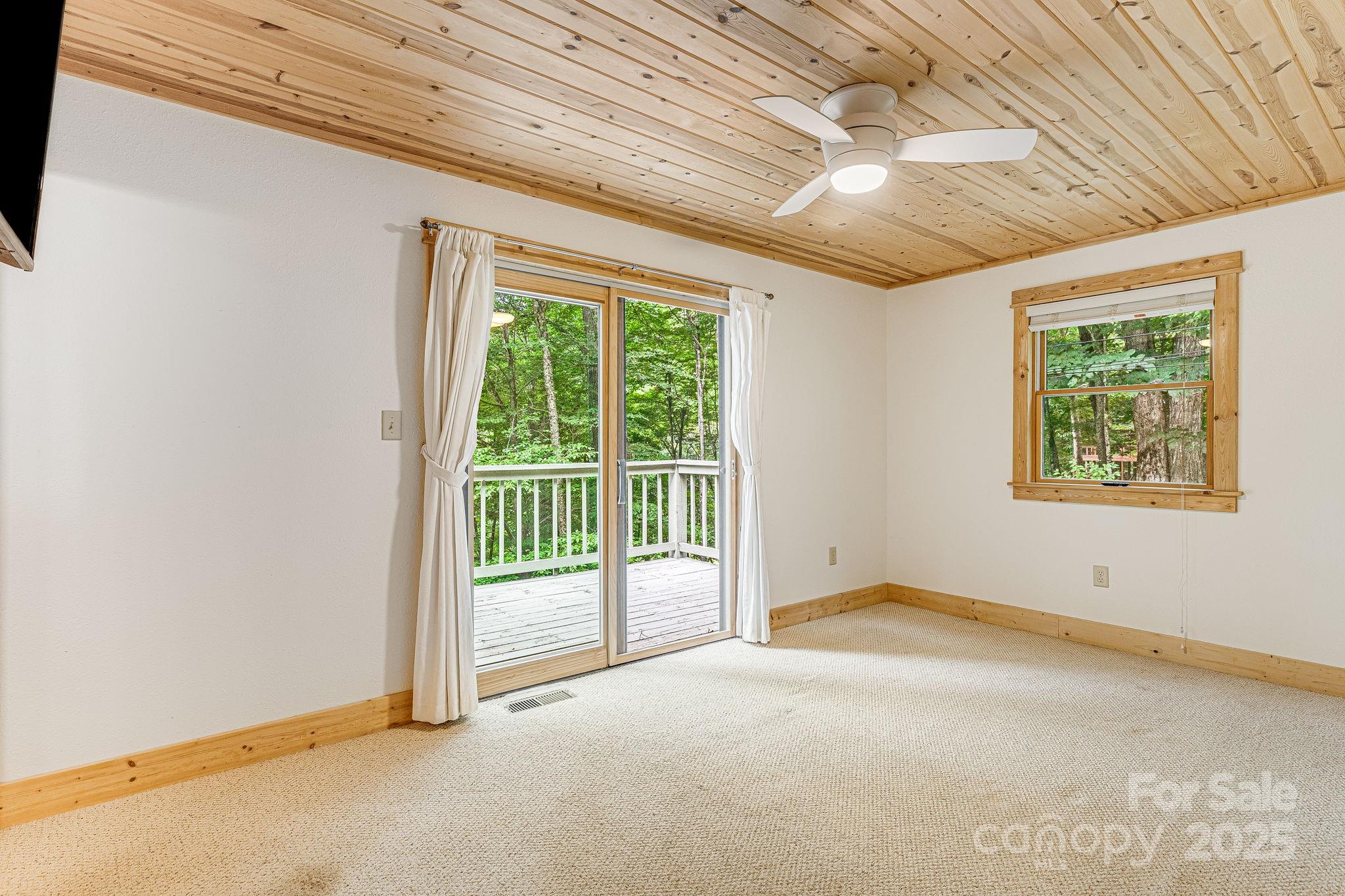 Wolf Laurel - Residential