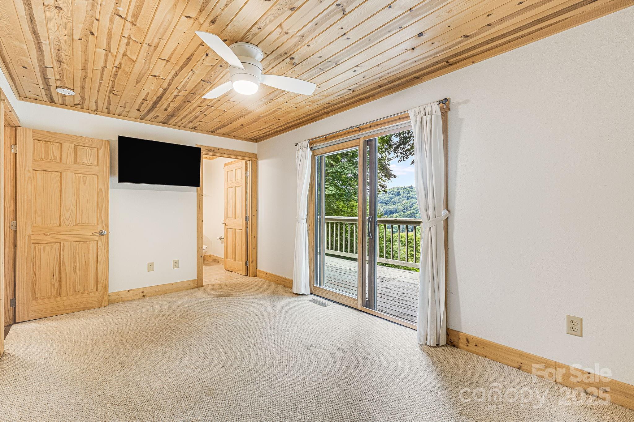 Wolf Laurel - Residential