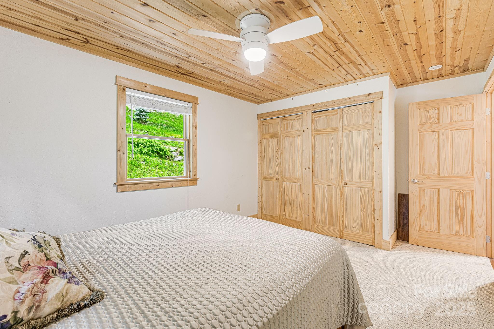 Wolf Laurel - Residential