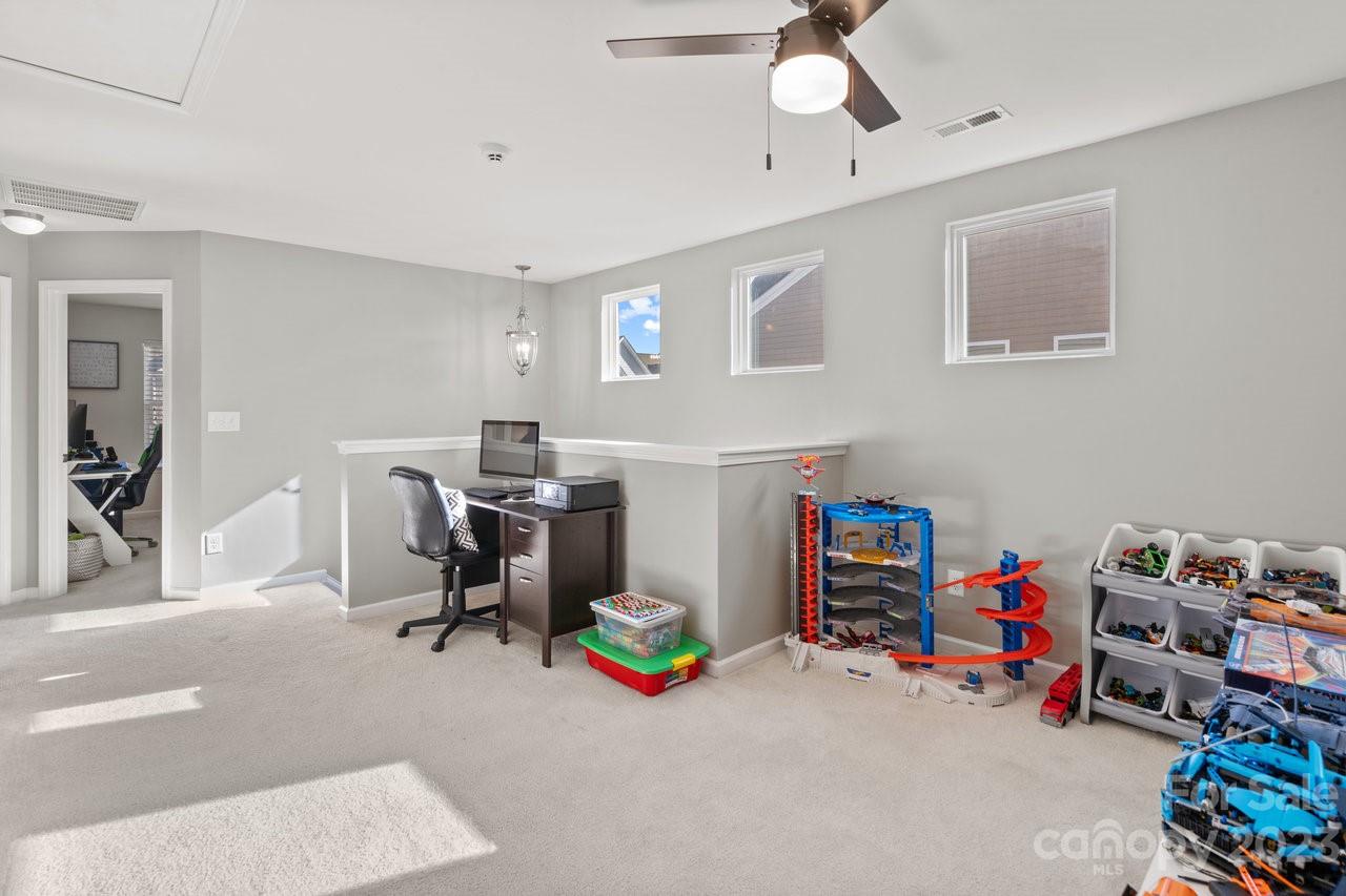 Savannah Townhomes - Residential