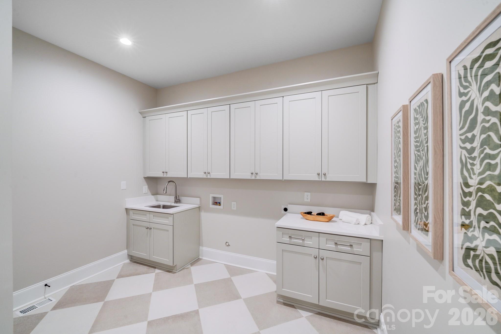 Riverchase Estates - Residential
