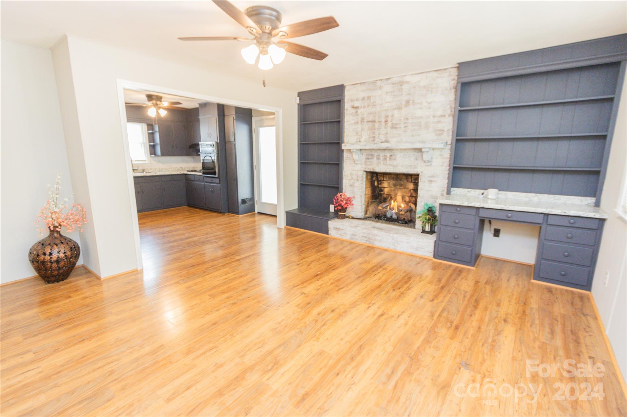 Colonial Heights - Residential