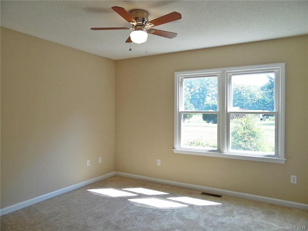 Red Oaks - Residential