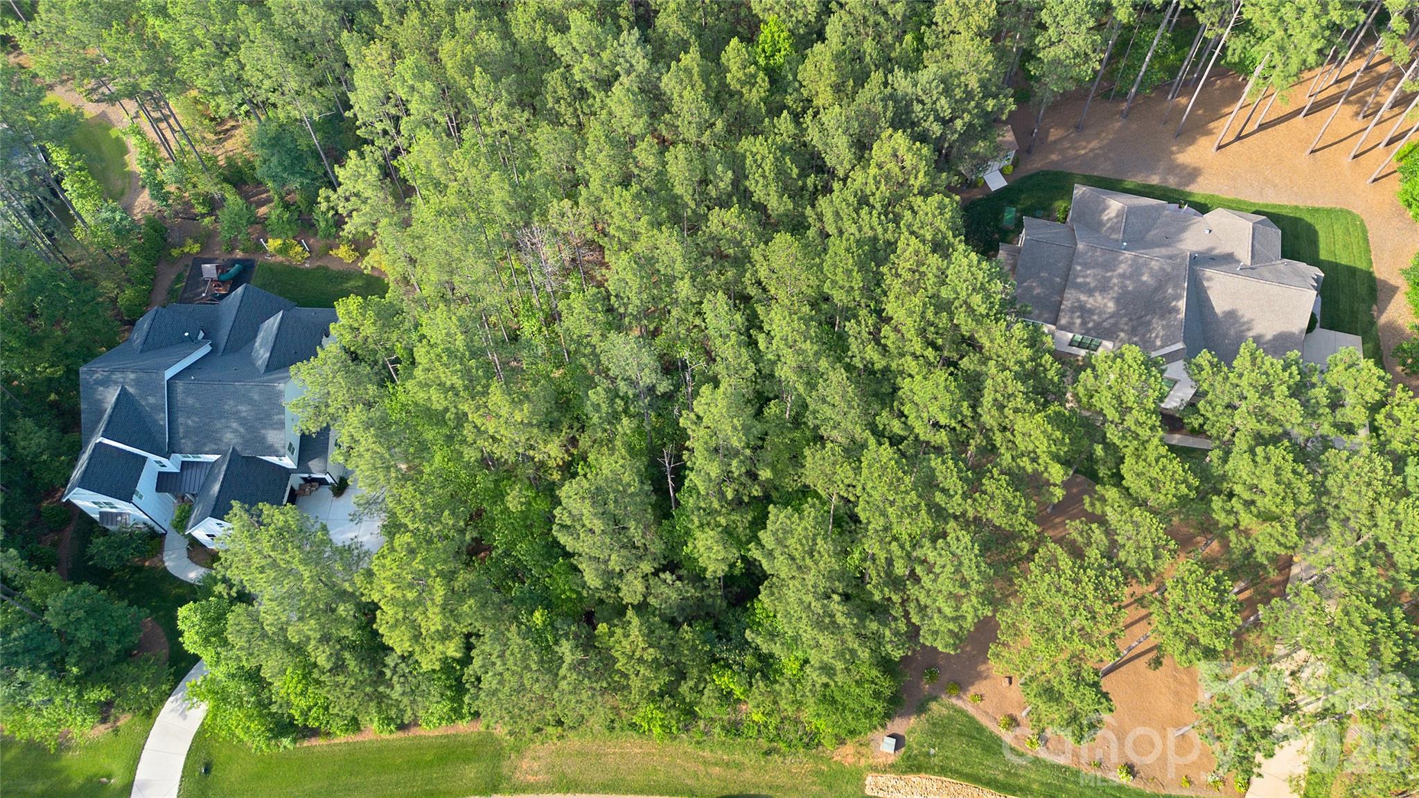 Riverchase - Land