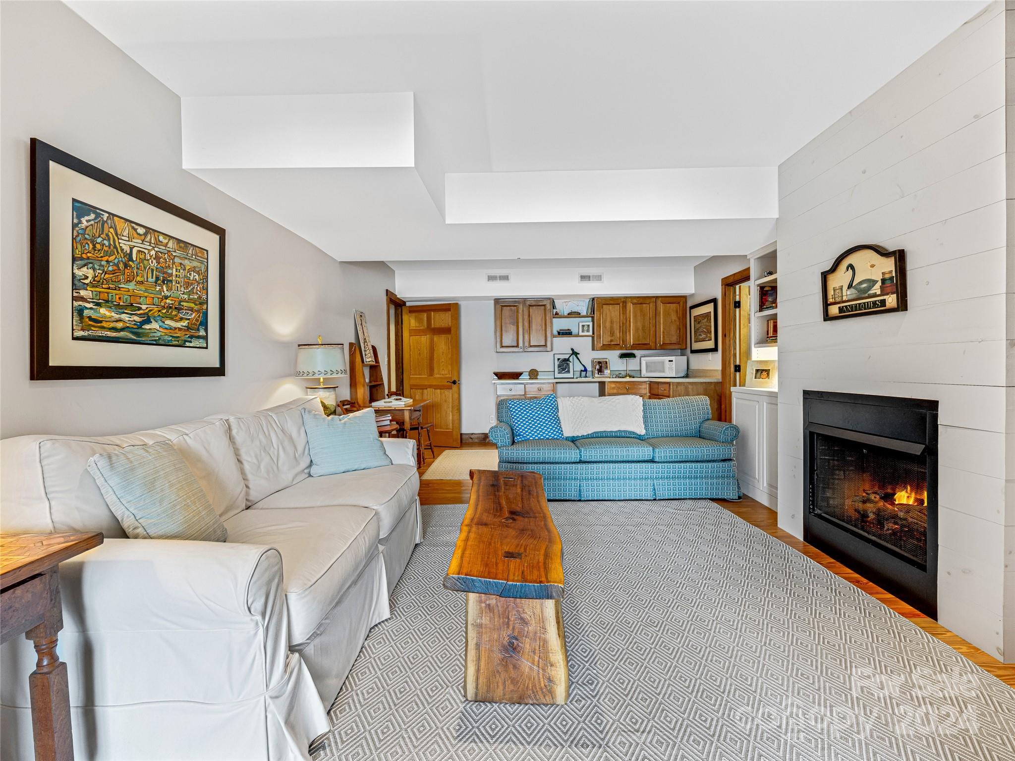 Lake Toxaway Estates - Residential