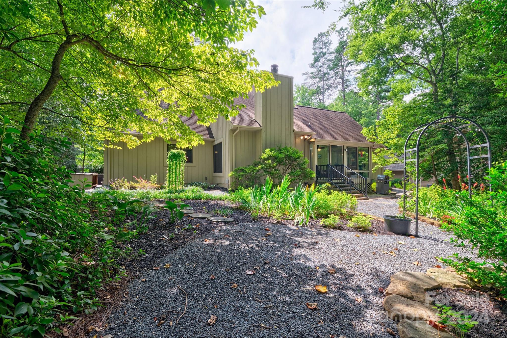 River Hills - Residential