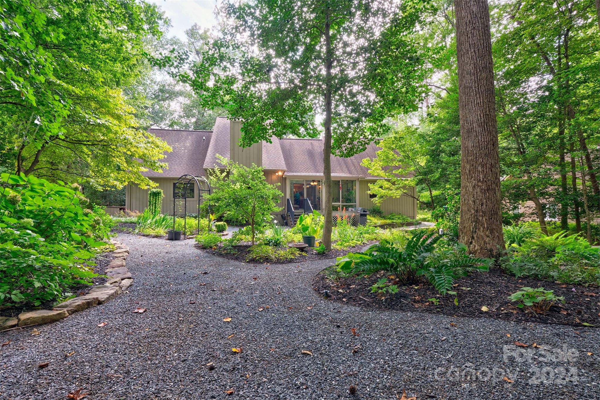 River Hills - Residential