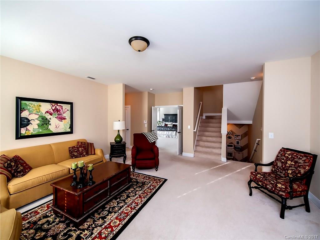 Lake Ridge - Residential