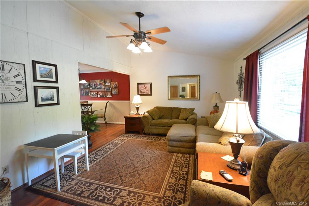 Country Oaks - Residential