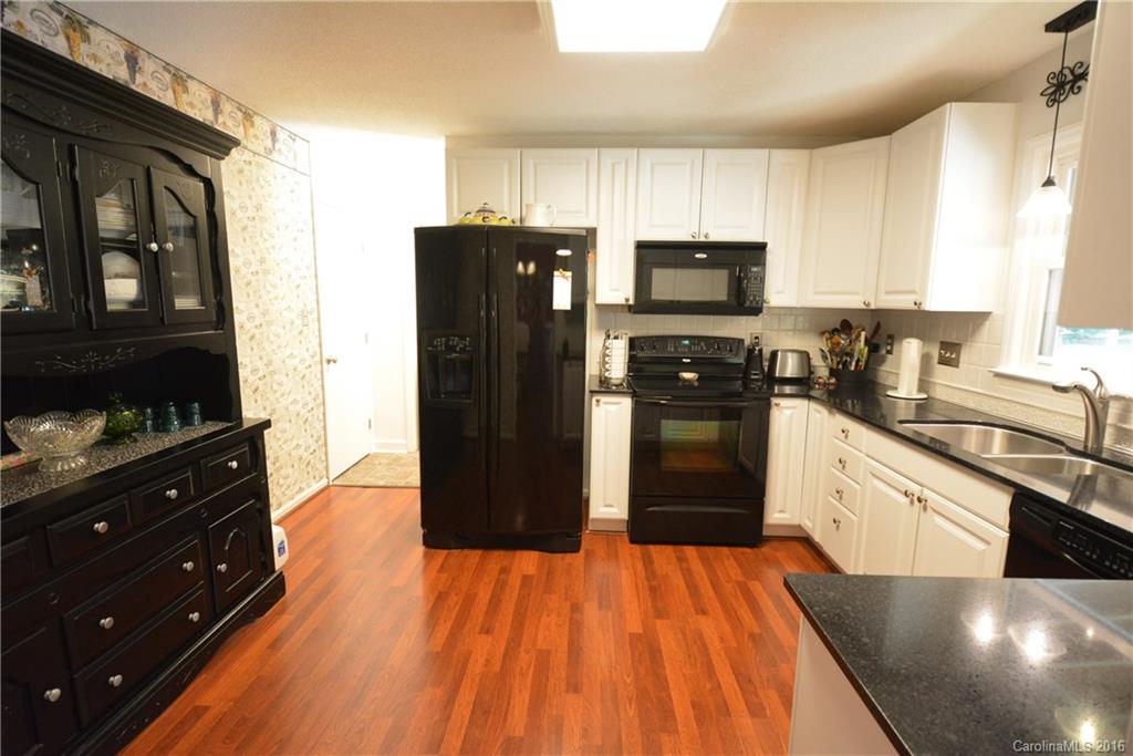 Country Oaks - Residential