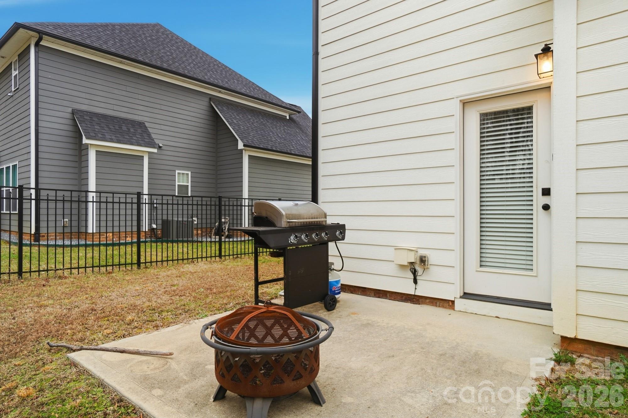 Poplar Cove - Residential