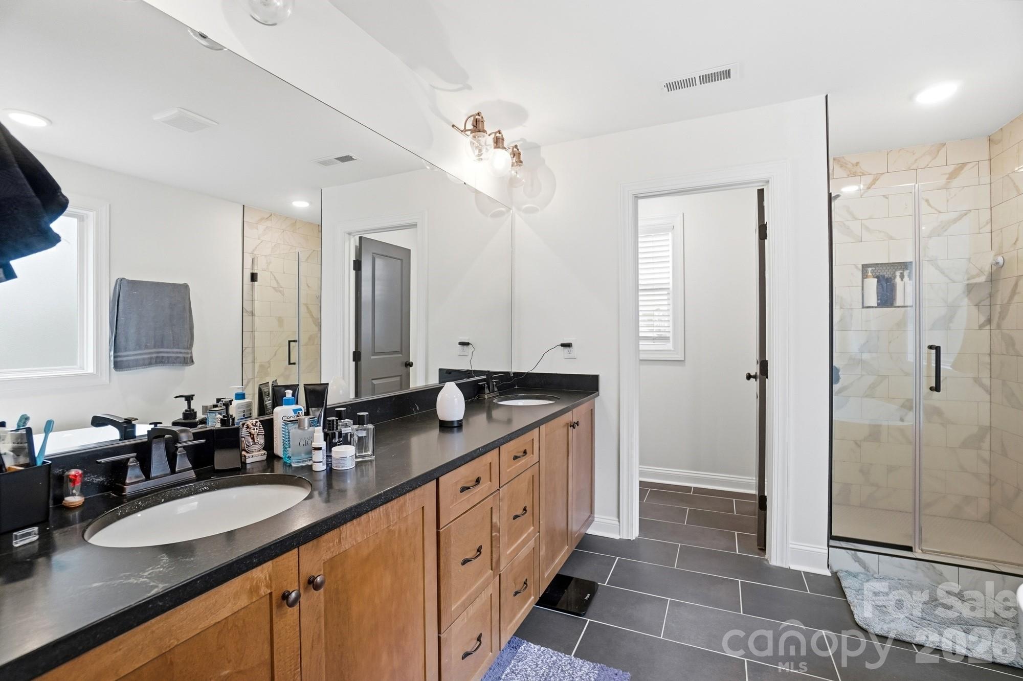 Poplar Cove - Residential